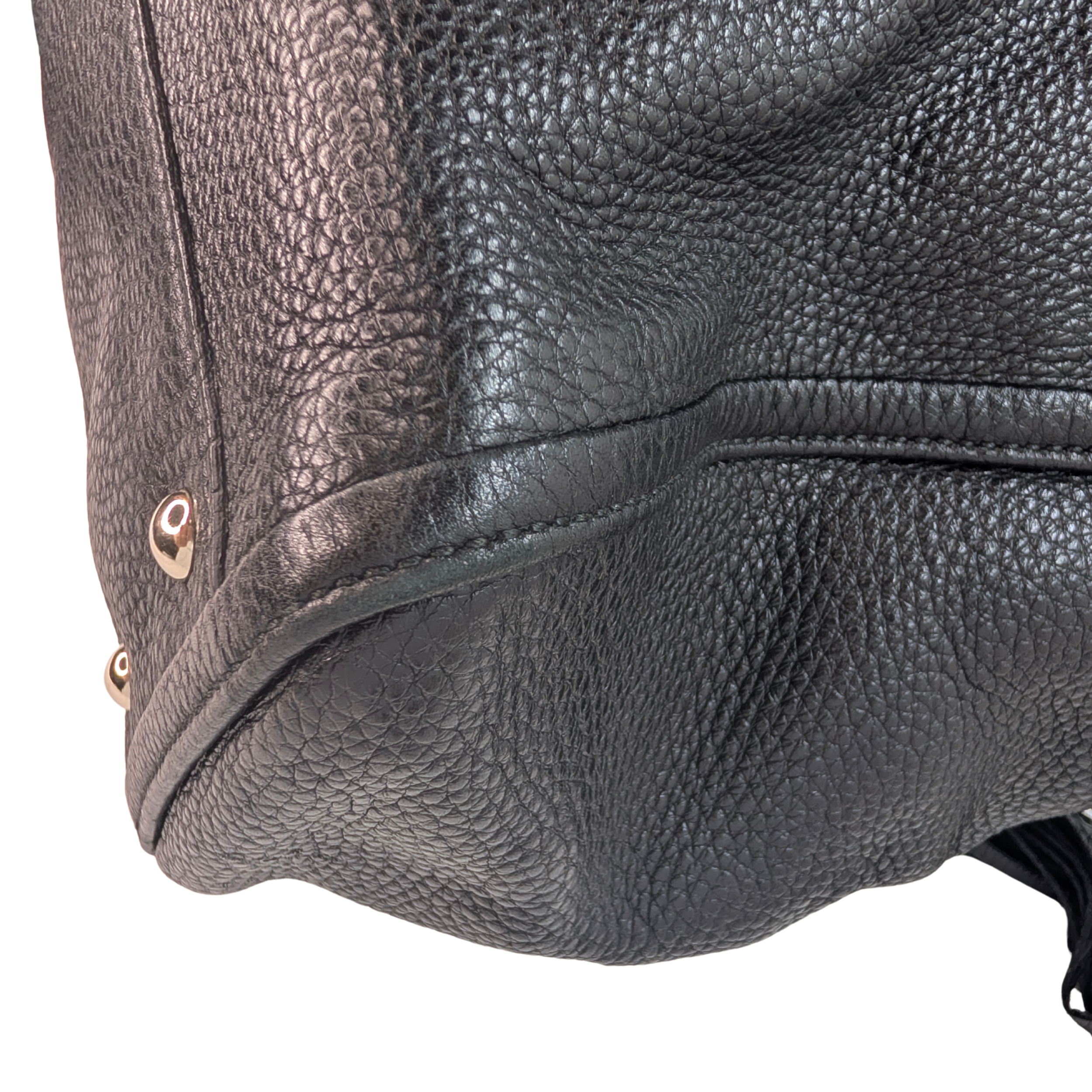 Gucci Soho Pebbled Leather GG Tassel Bag Black