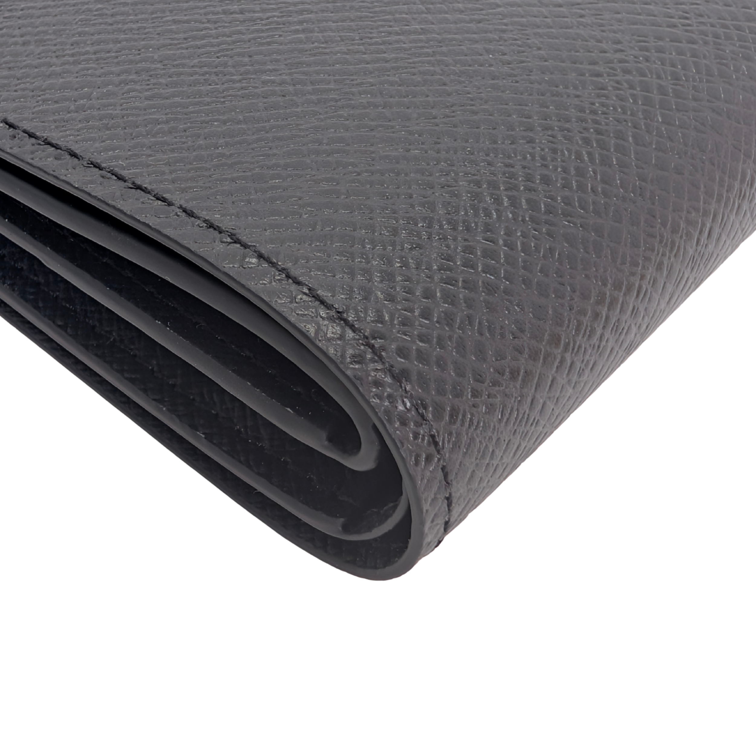 Louis Vuitton Bifold Men's Wallet Leather Black