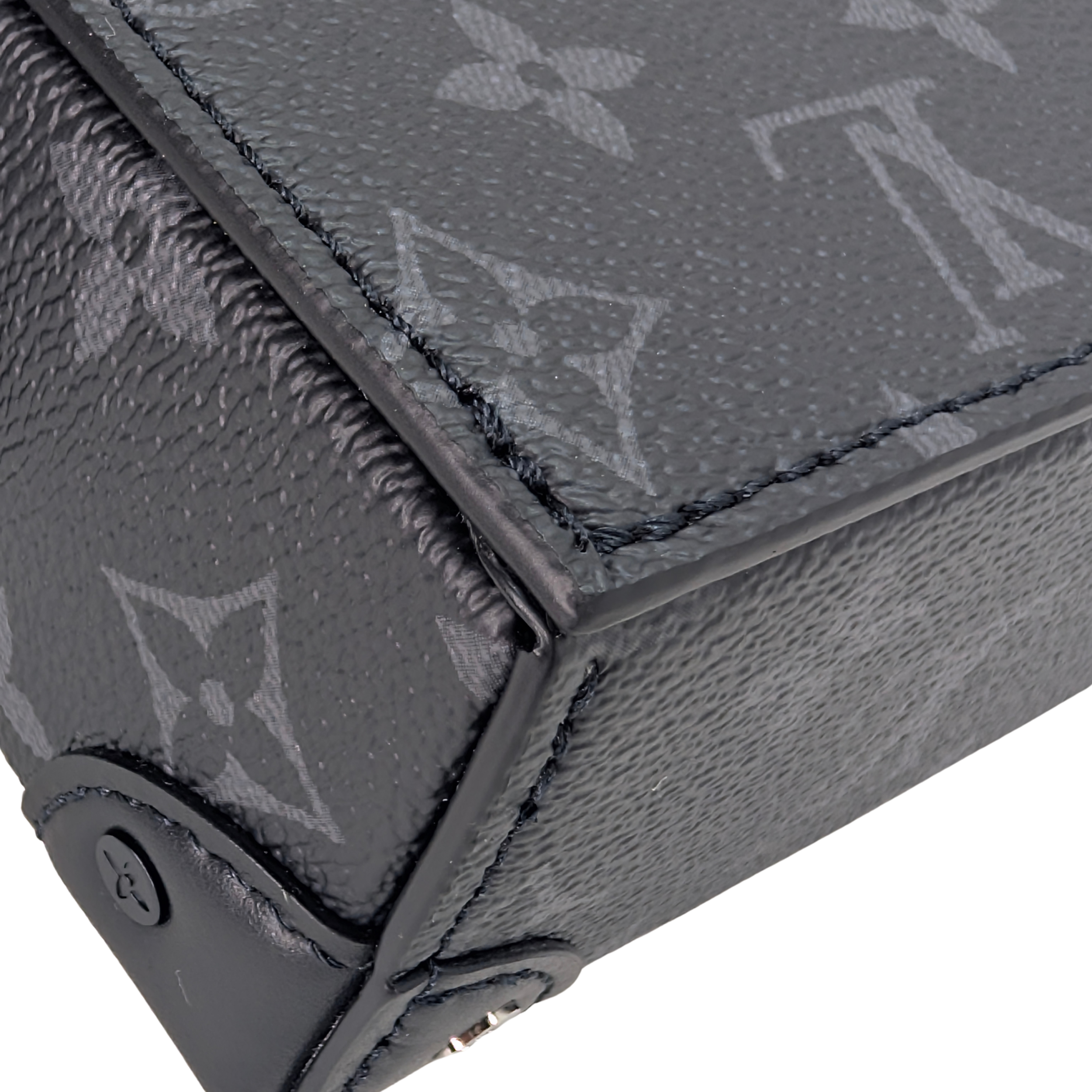 Louis Vuitton Steamer Wearable Wallet in Monogram Eclipse