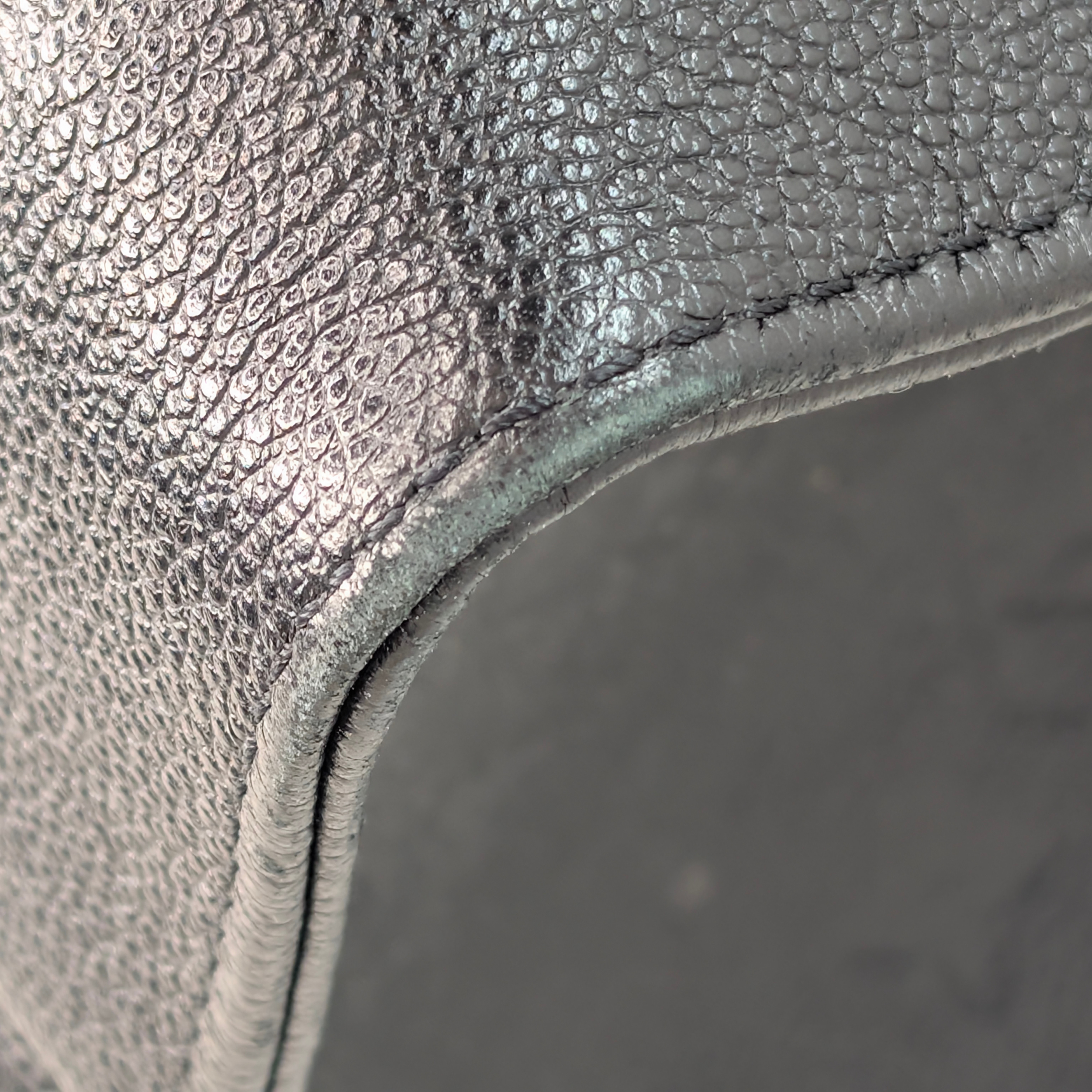 Louis Vuitton Onthego GM Empreinte Leather