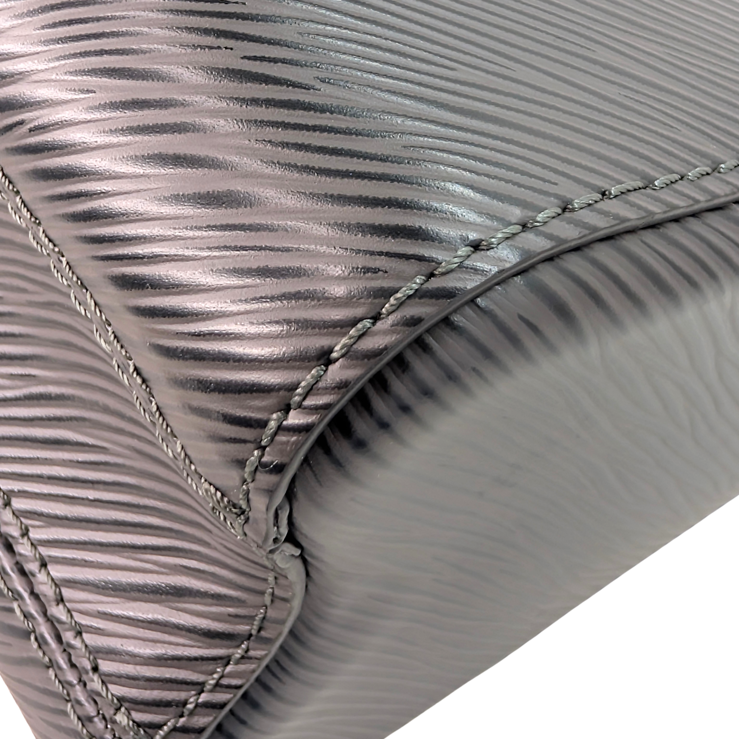 Louis Vuitton Twist MM Crossbody Bag Deep Grey