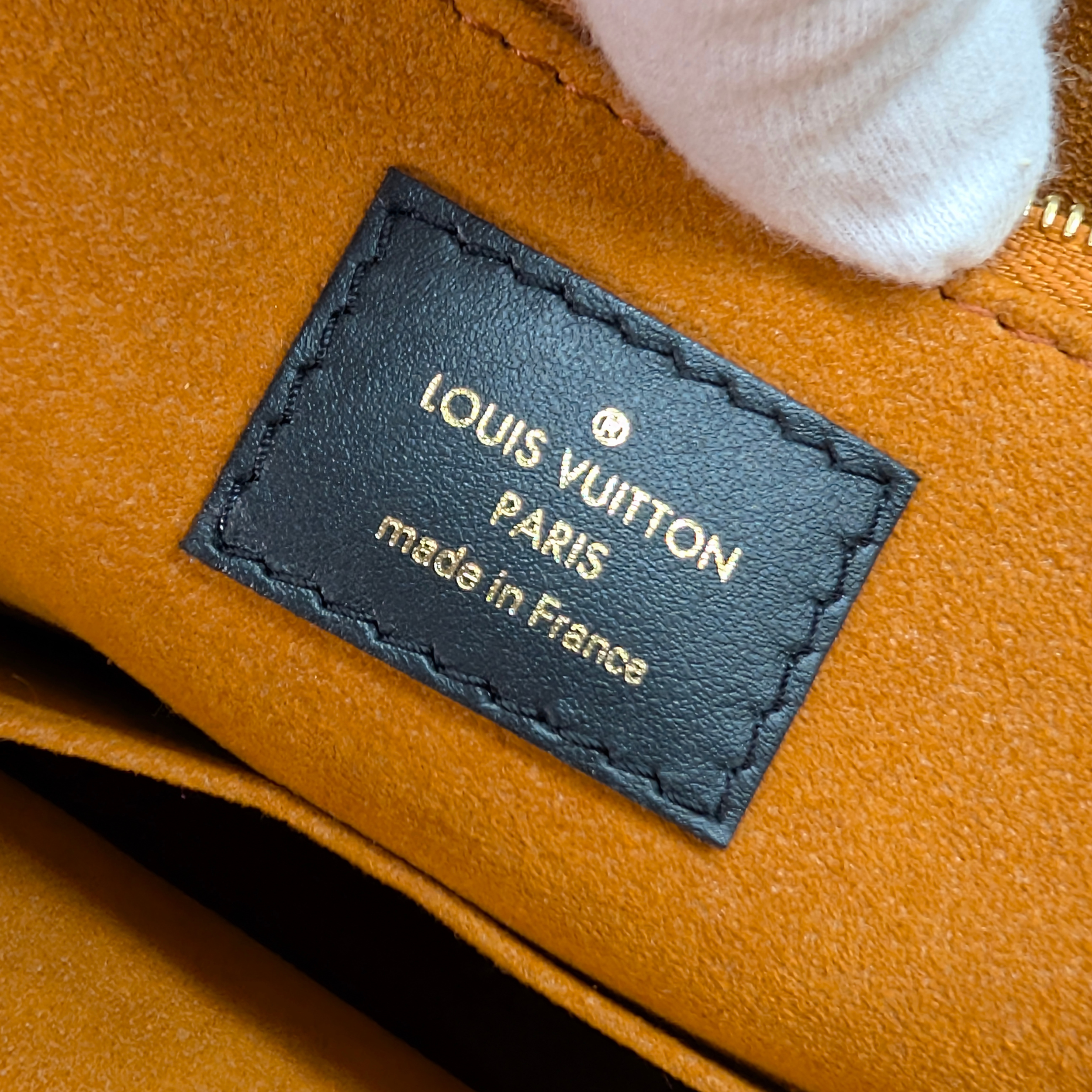 Louis Vuitton Onthego GM Empreinte Leather