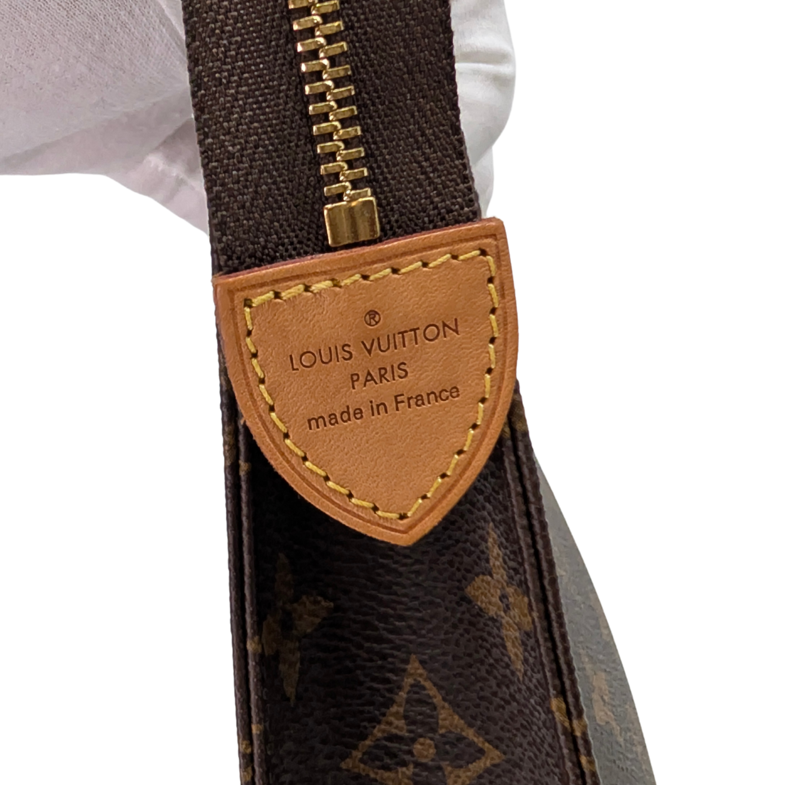 Louis Vuitton Monogram Canvas Toiletry Pouch Bag 26