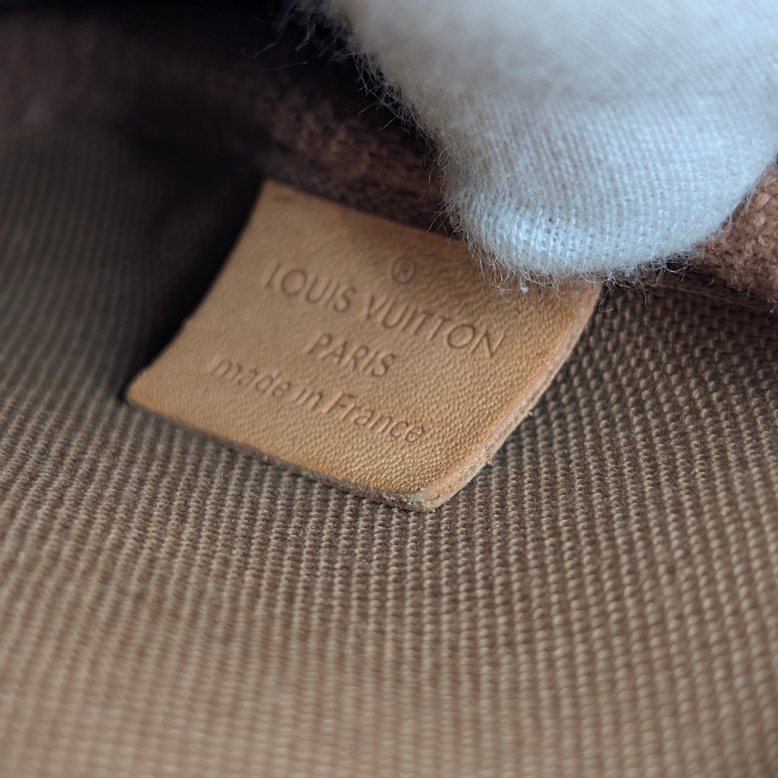 Louis Vuitton Multi Pochette Accessoires Monogram Bag