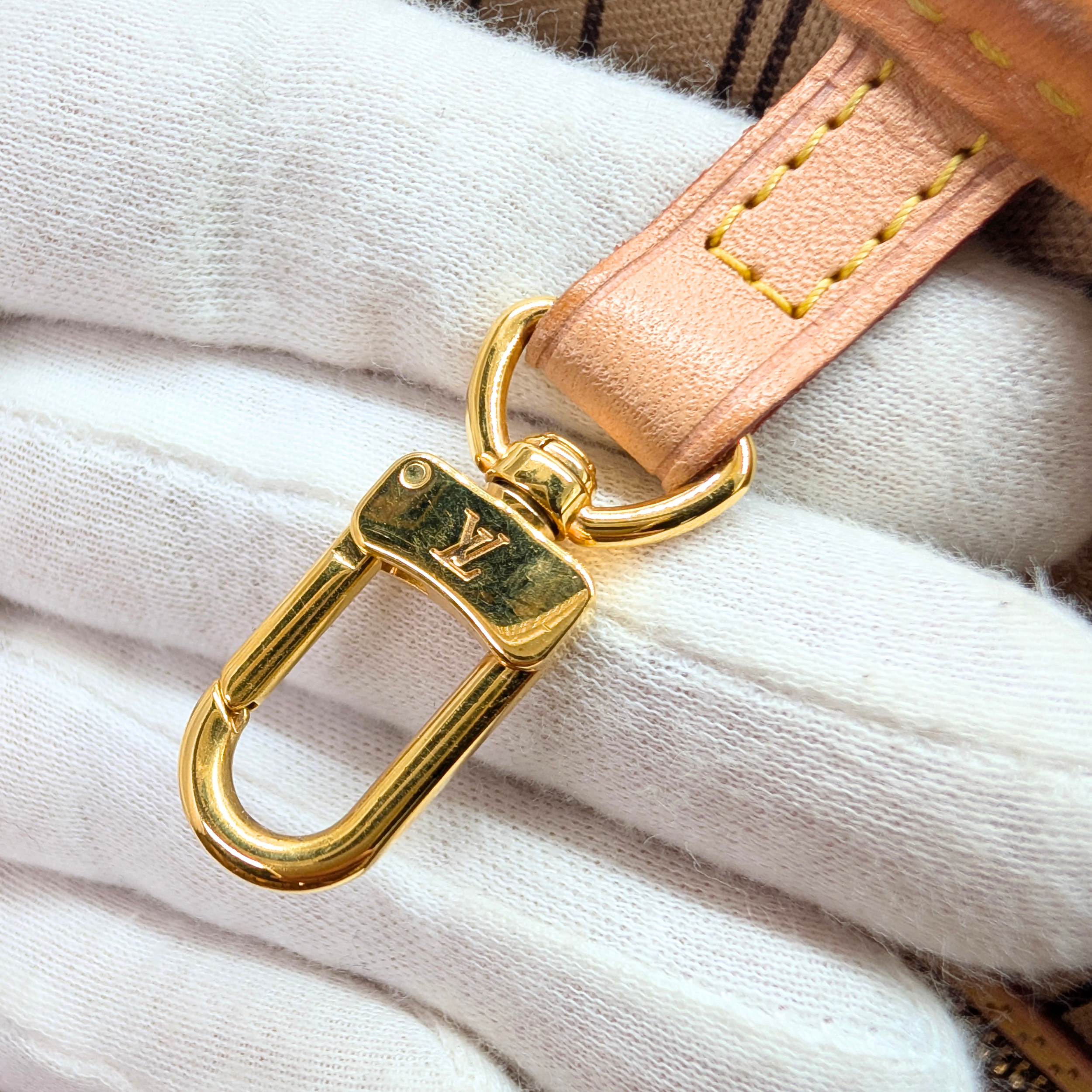Louis Vuitton Neverfull MM Monogram