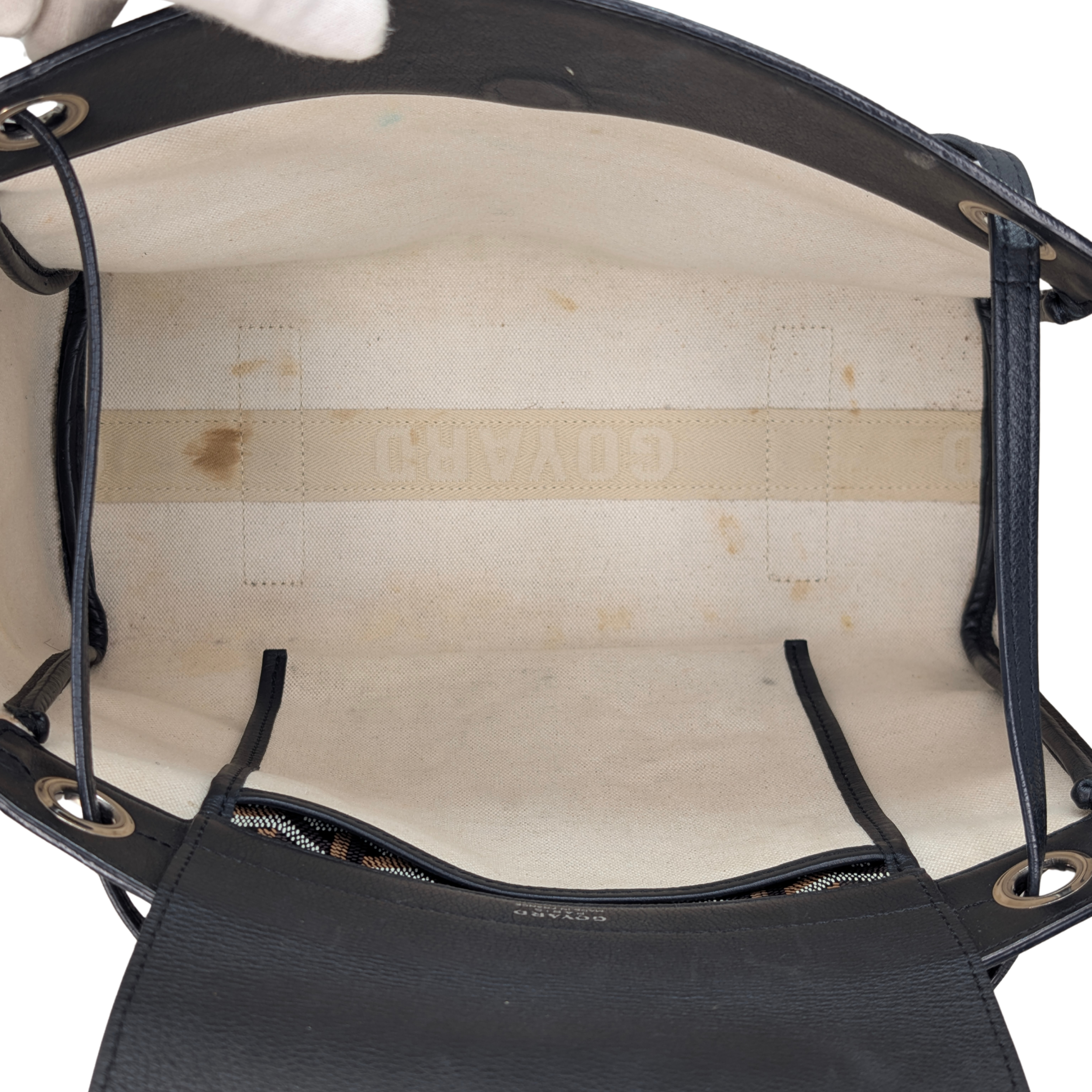 Goyard Goyardine Rouette PM Shoulder Bag