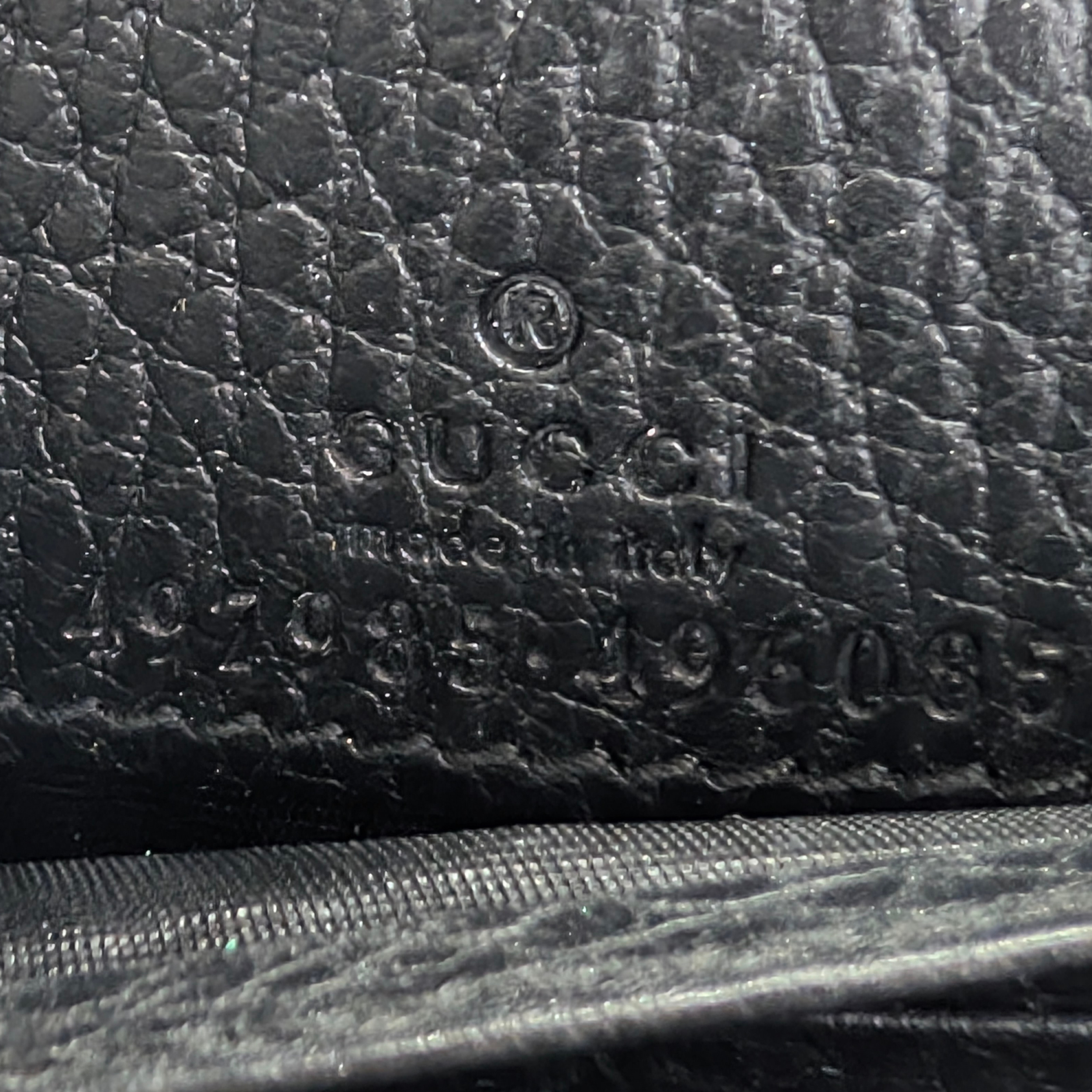 Gucci GG Marmont wallet on Chain Black