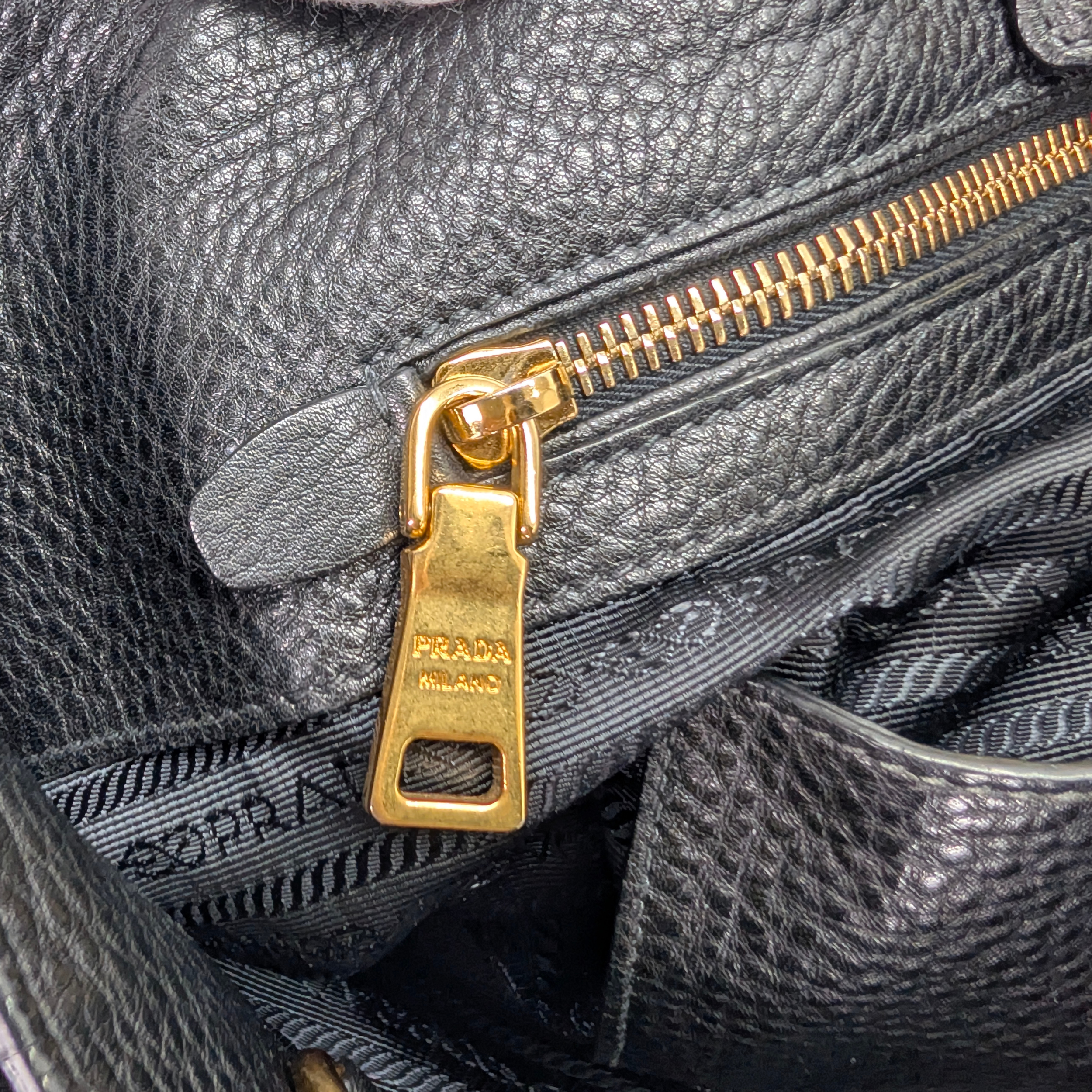 Prada Vitello Daino Side Pocket Leather Tote Bag Black