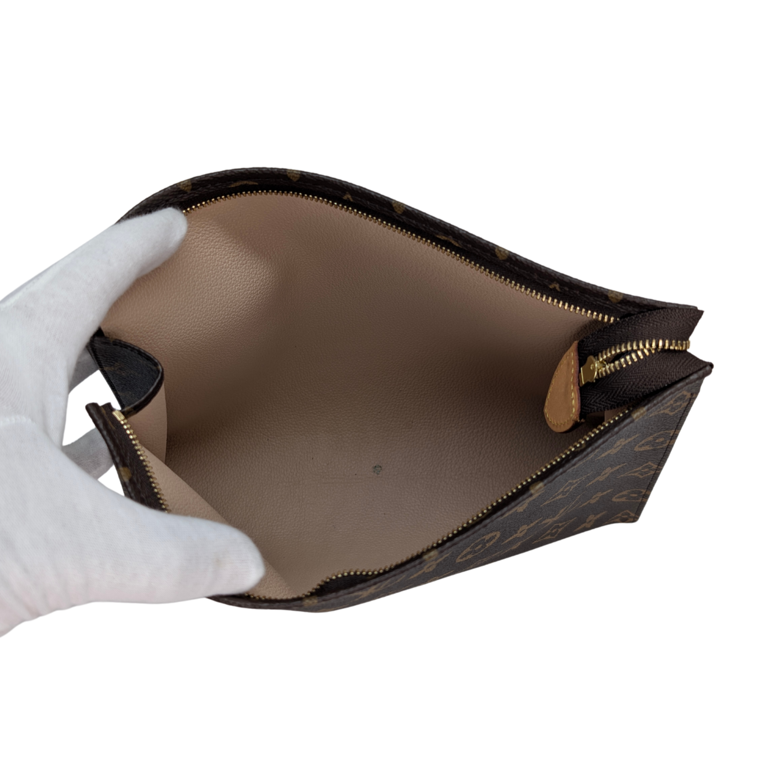 Louis Vuitton Monogram Canvas Toiletry Pouch Bag 26