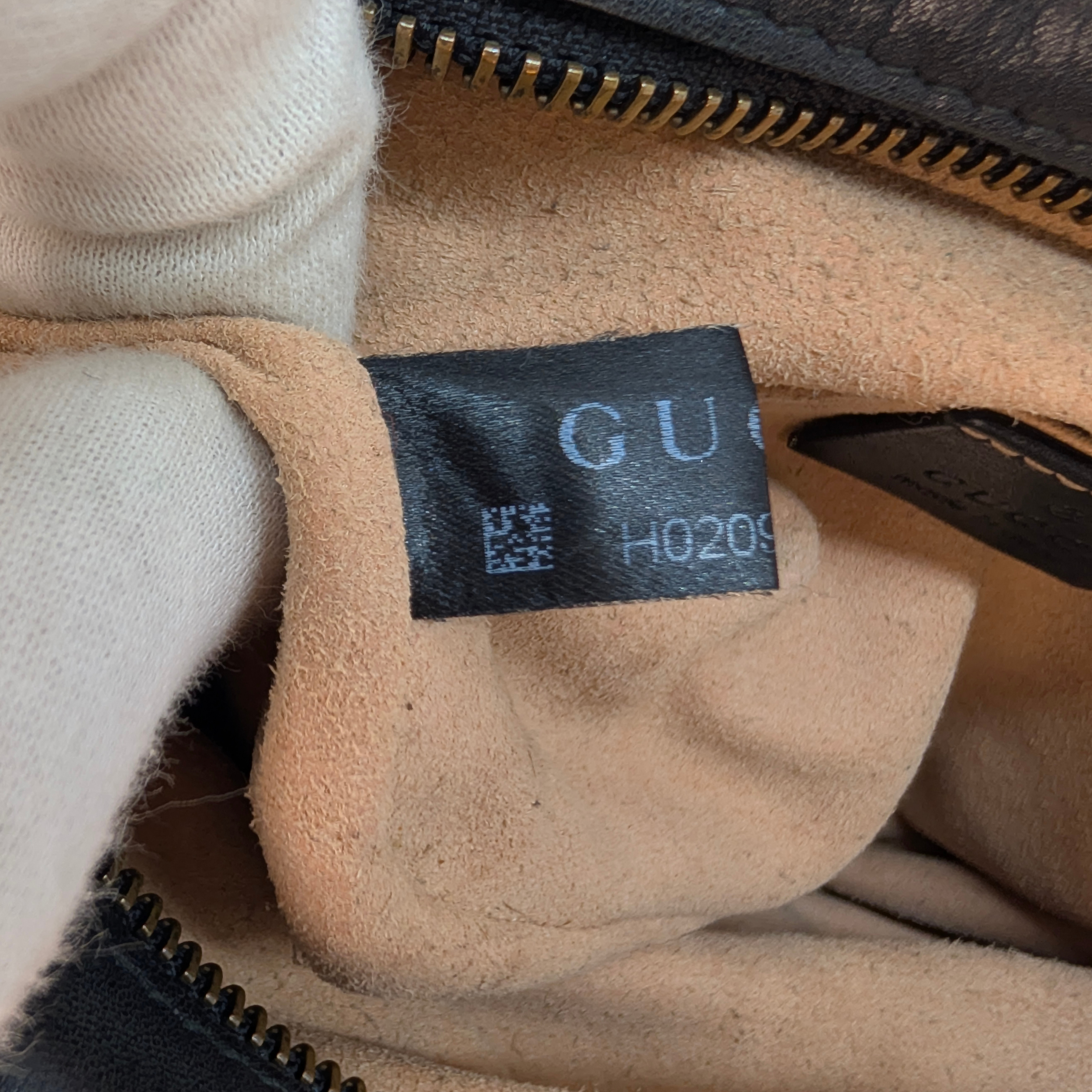 Gucci GG Marmont Mini Camera Bag Black