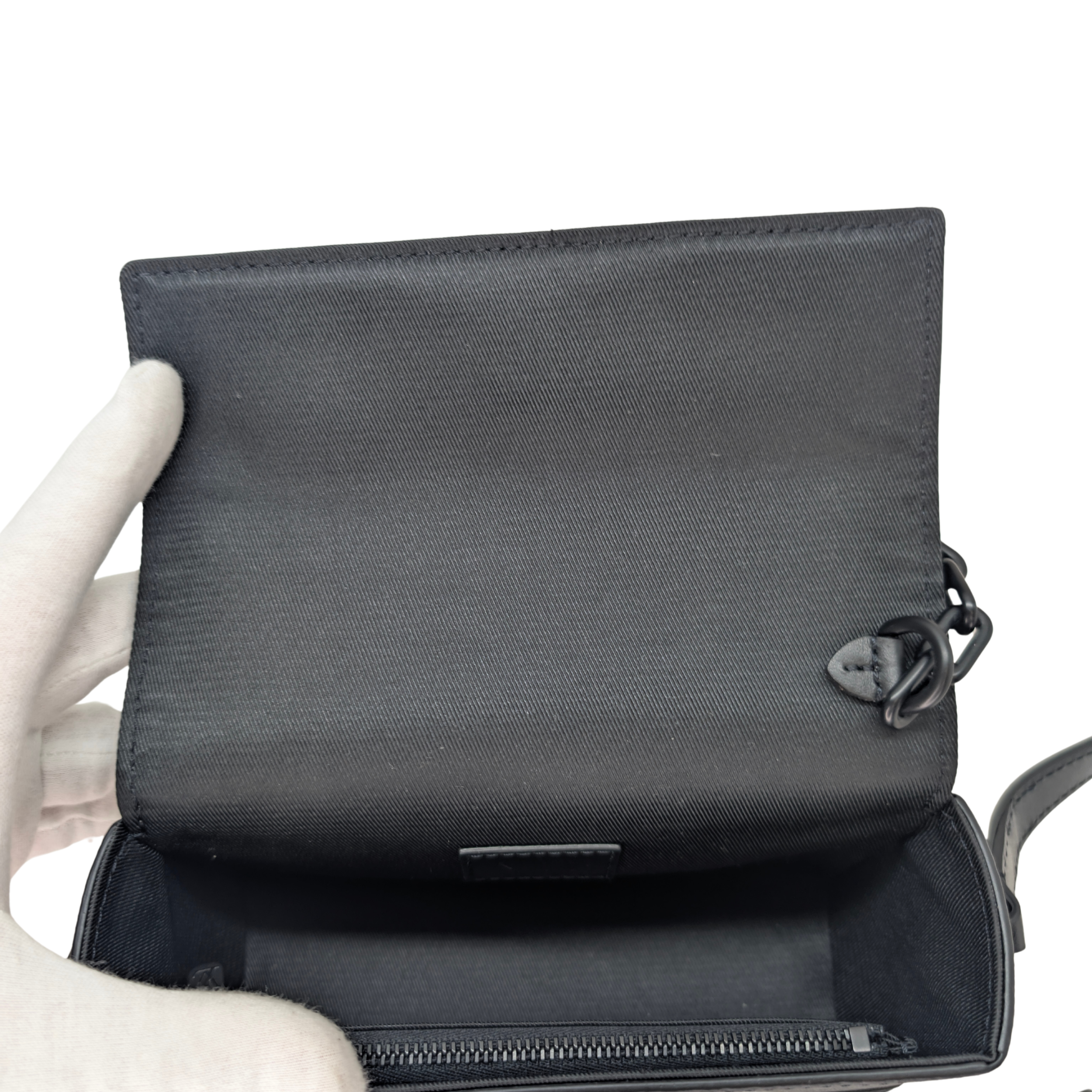 Louis Vuitton Steamer Wearable Wallet in Monogram Eclipse