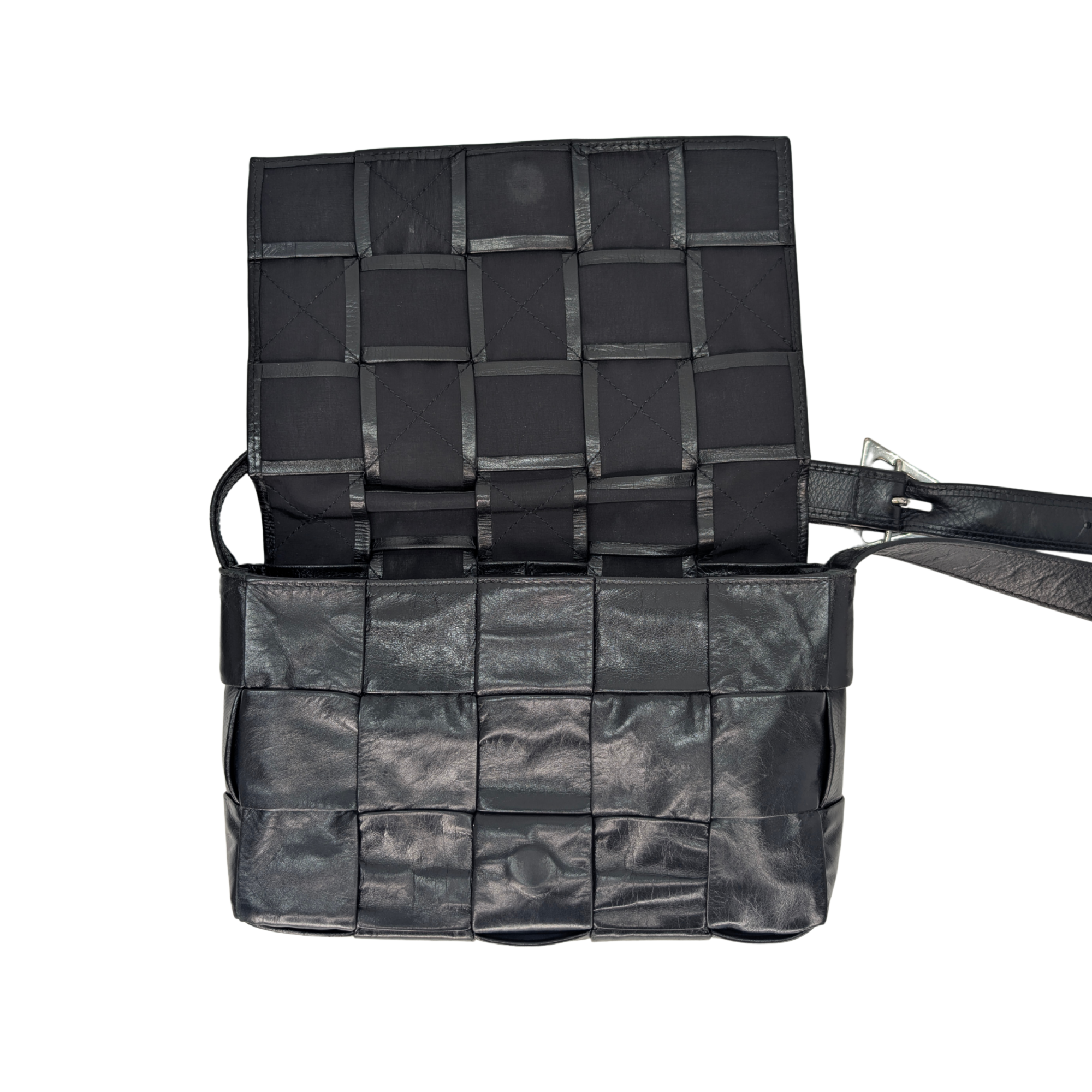 Bottega Veneta Intrecciato Cassette Bag Black