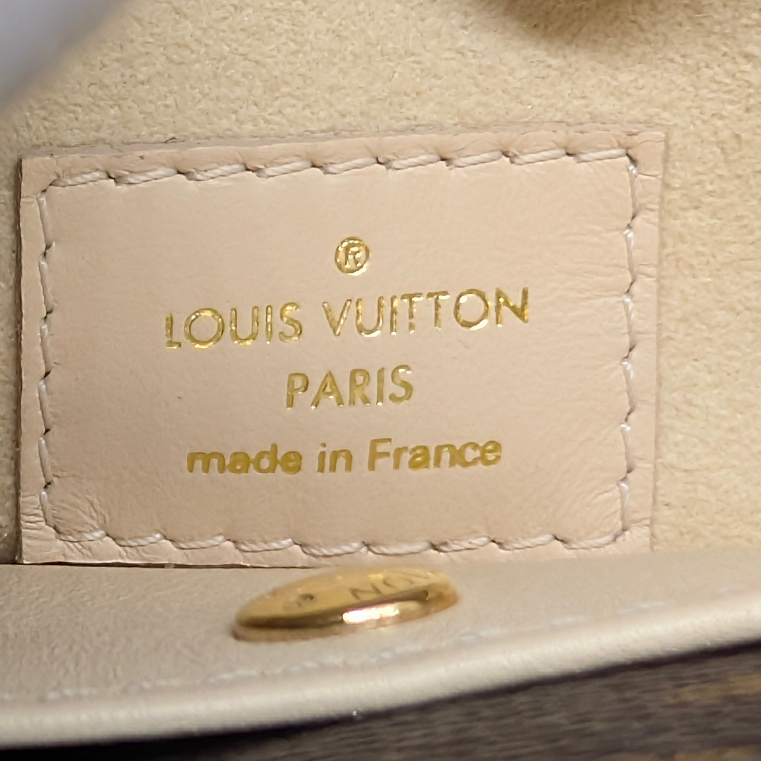 Louis Vuitton Double V Leather Bag Monogram Beige