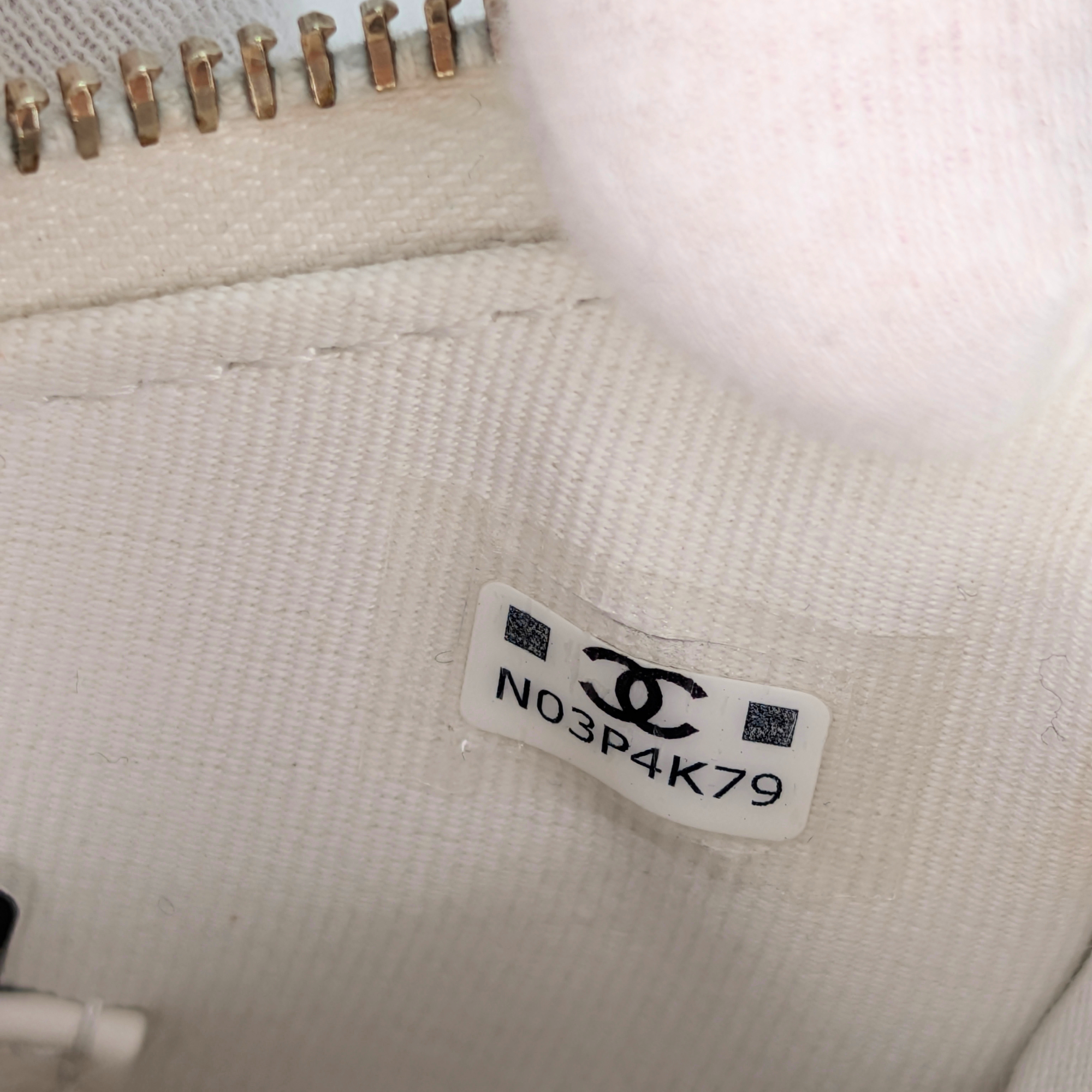Chanel 19 Hobo Shoulder Bag White