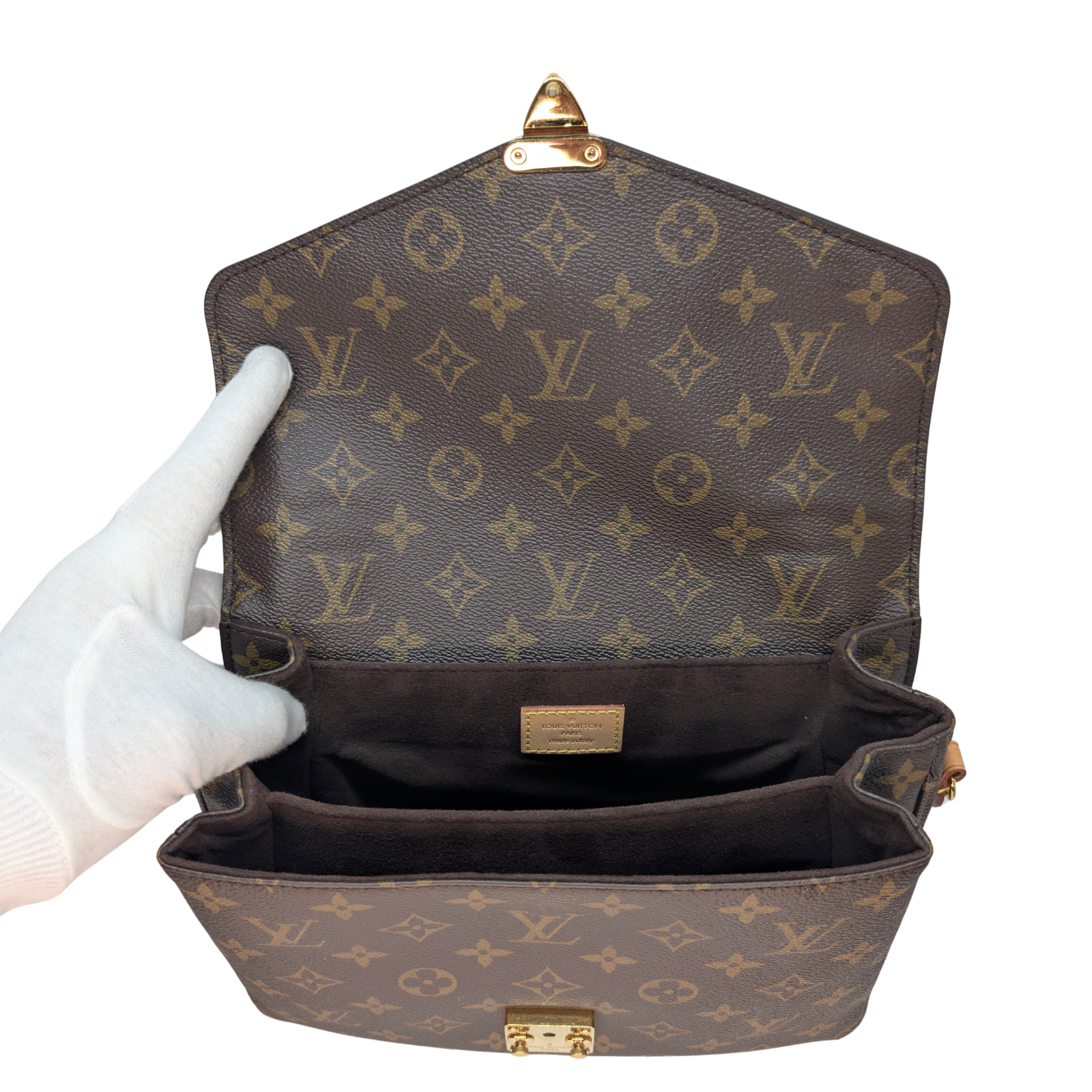 Louis Vuitton Pochette Metis Monogram Crossbody Bag