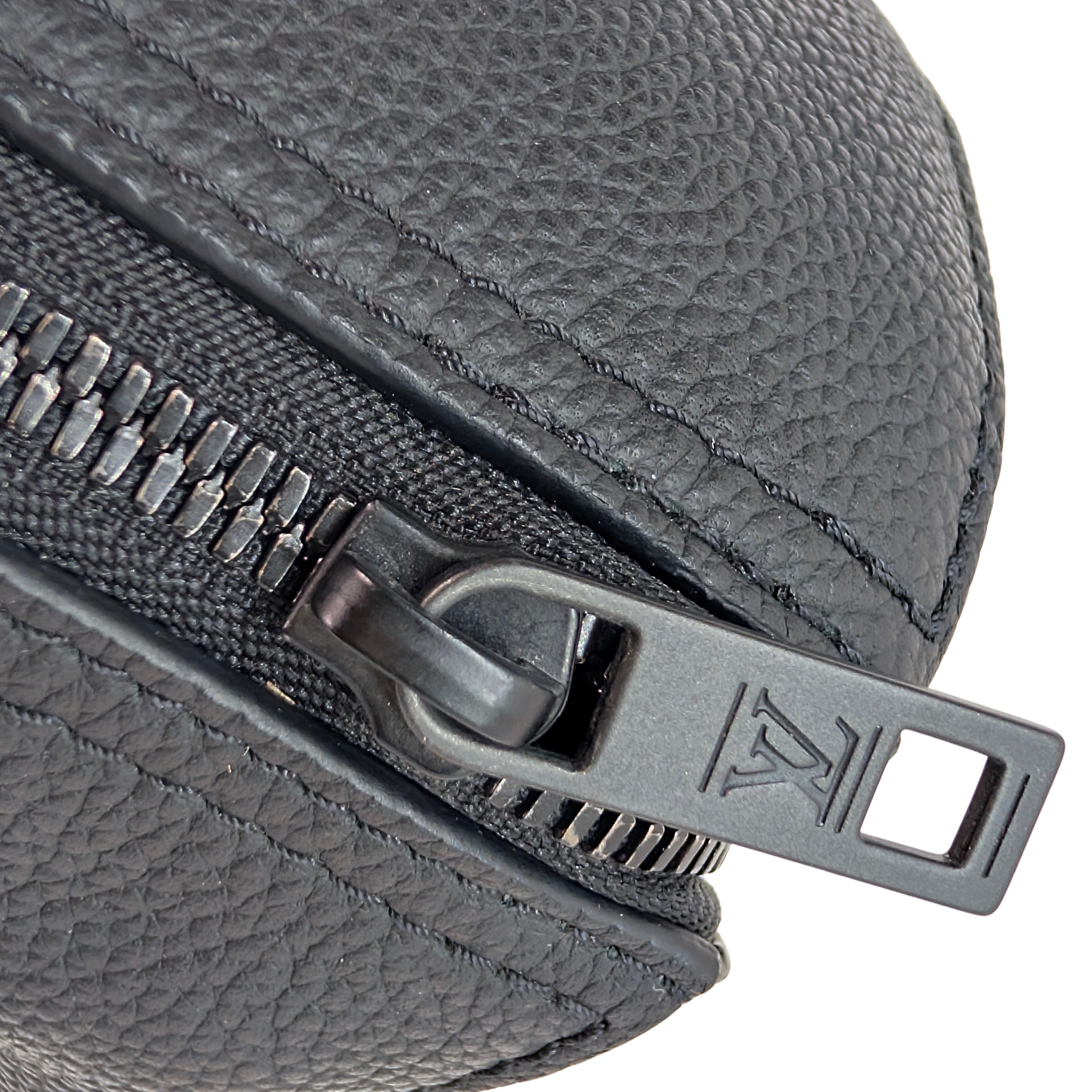 Louis Vuitton Aerogram City Keepall Grained Leather Black