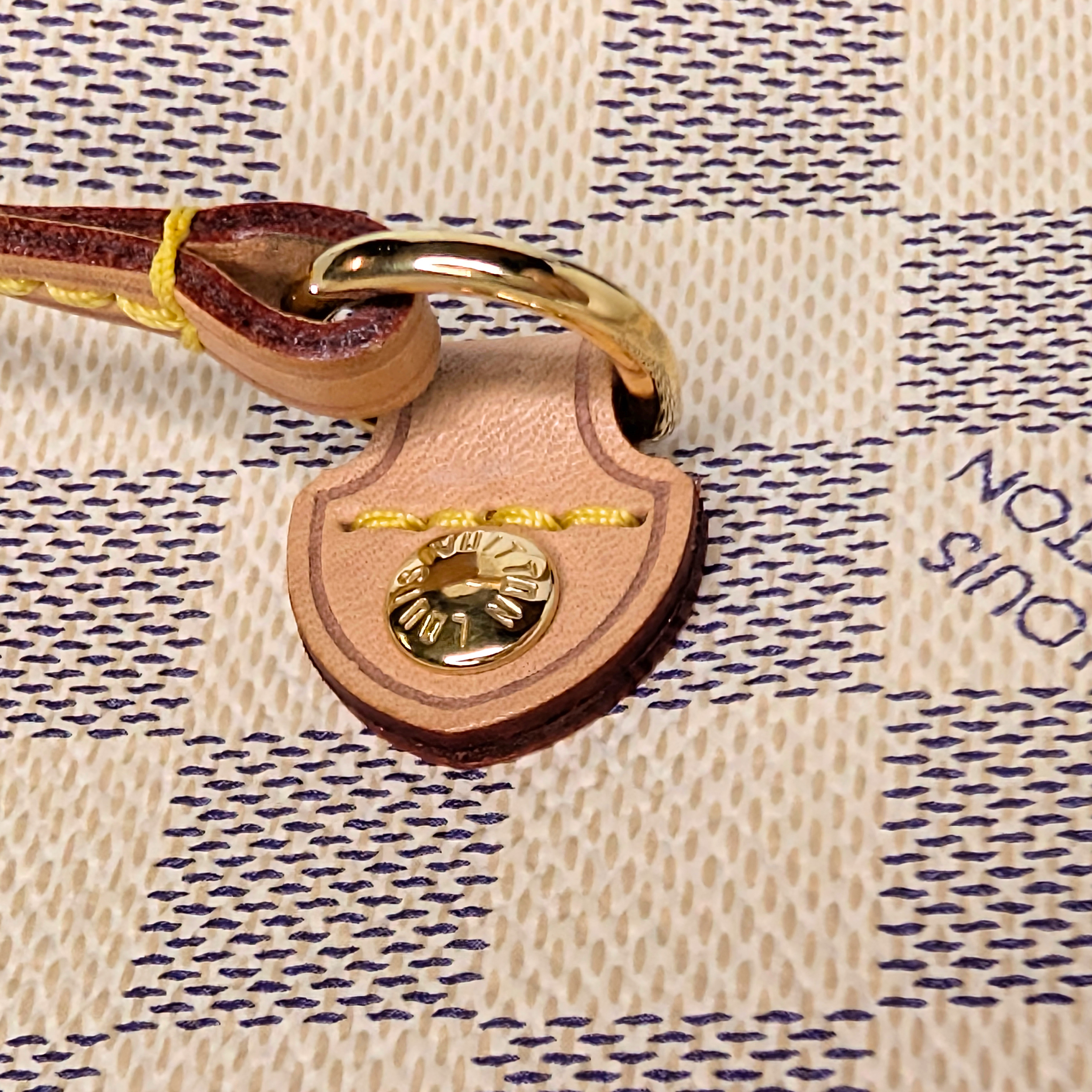 Louis Vuitton Neverfull MM Damier Azur