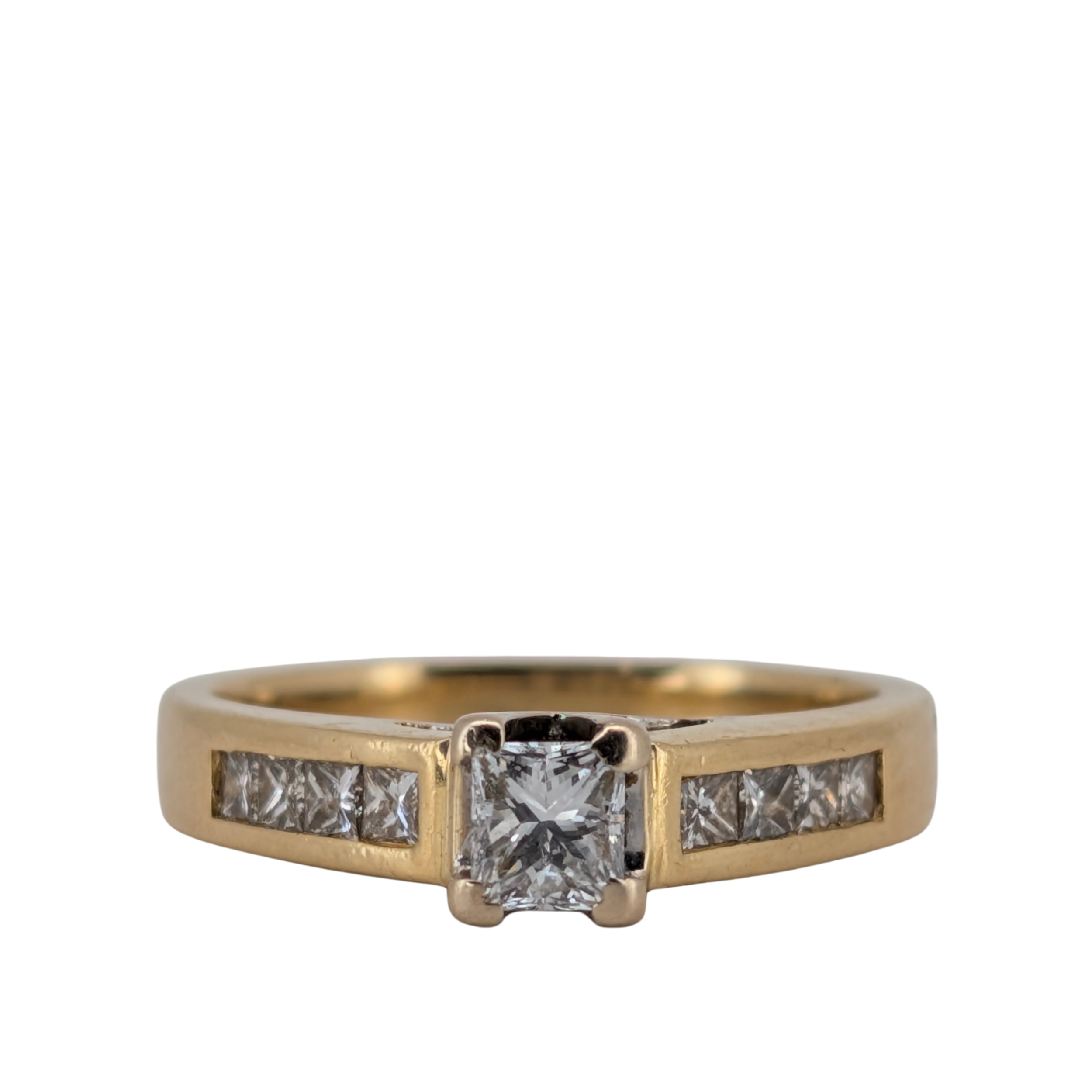 0.30ct Centre with 0.46ct TDW Princess Cut Diamond Ring On 18k Gold
