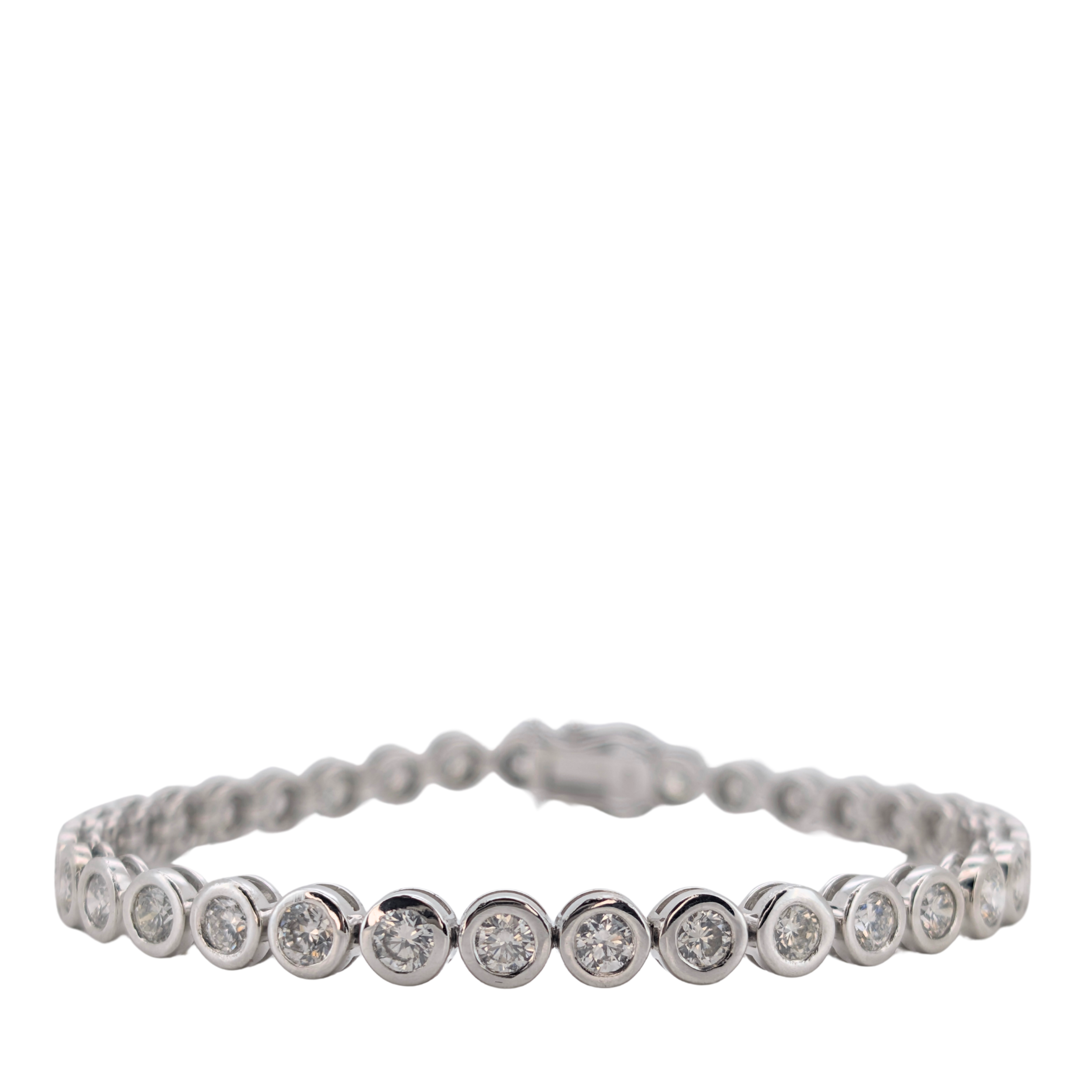 6.00Ct Natural Round Brilliant Diamond Tennis Bracelet In 18ct White Gold