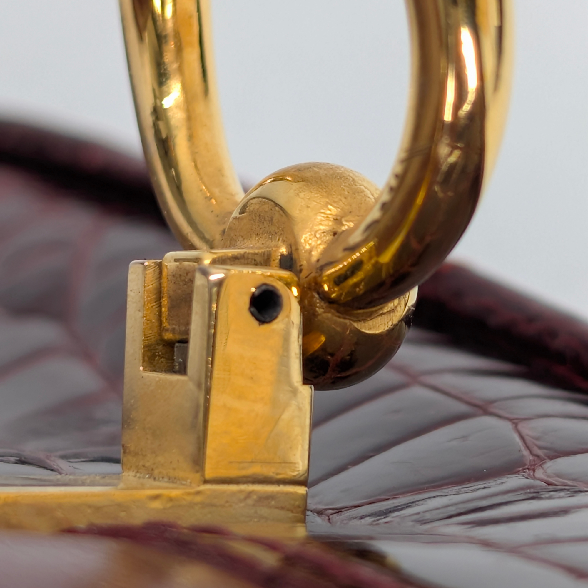 Gucci Vintage Crocodile Shoulder Bag Burgundy