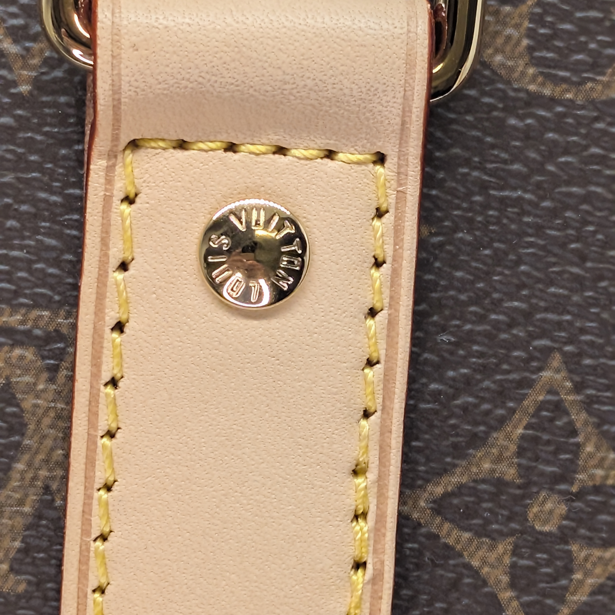 Louis Vuitton 45 Keepall Bandouliére Bag