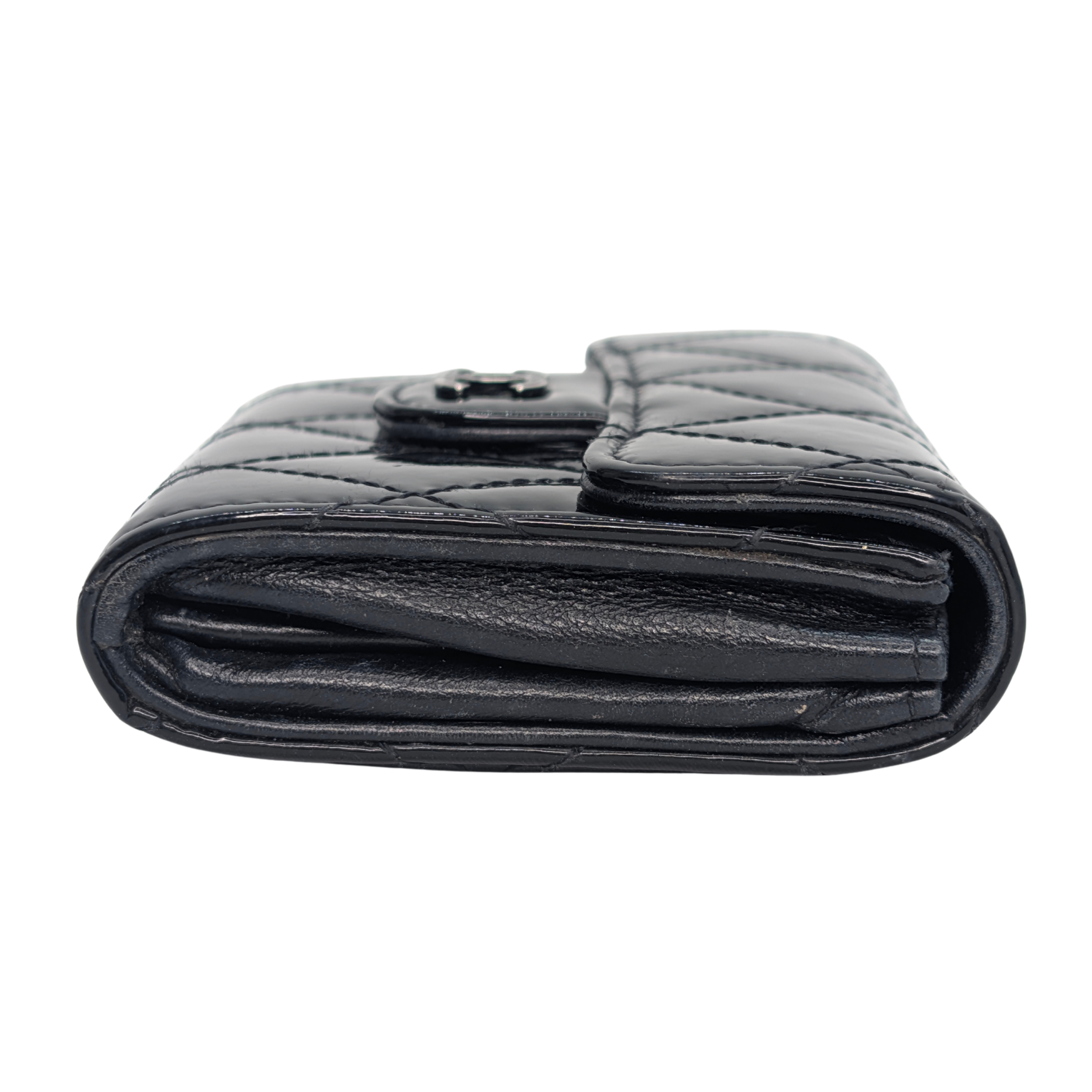 Chanel Classic Single Flap Small Matelassè Patent Folding Wallet Black