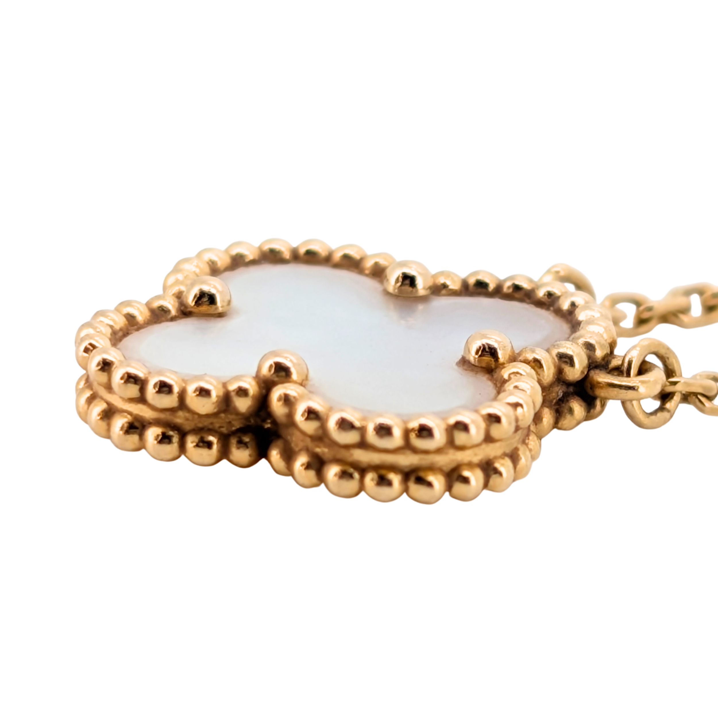 Van Cleef & Arpels Vintage Alhambra Mother Of pearl Necklace 18k Gold