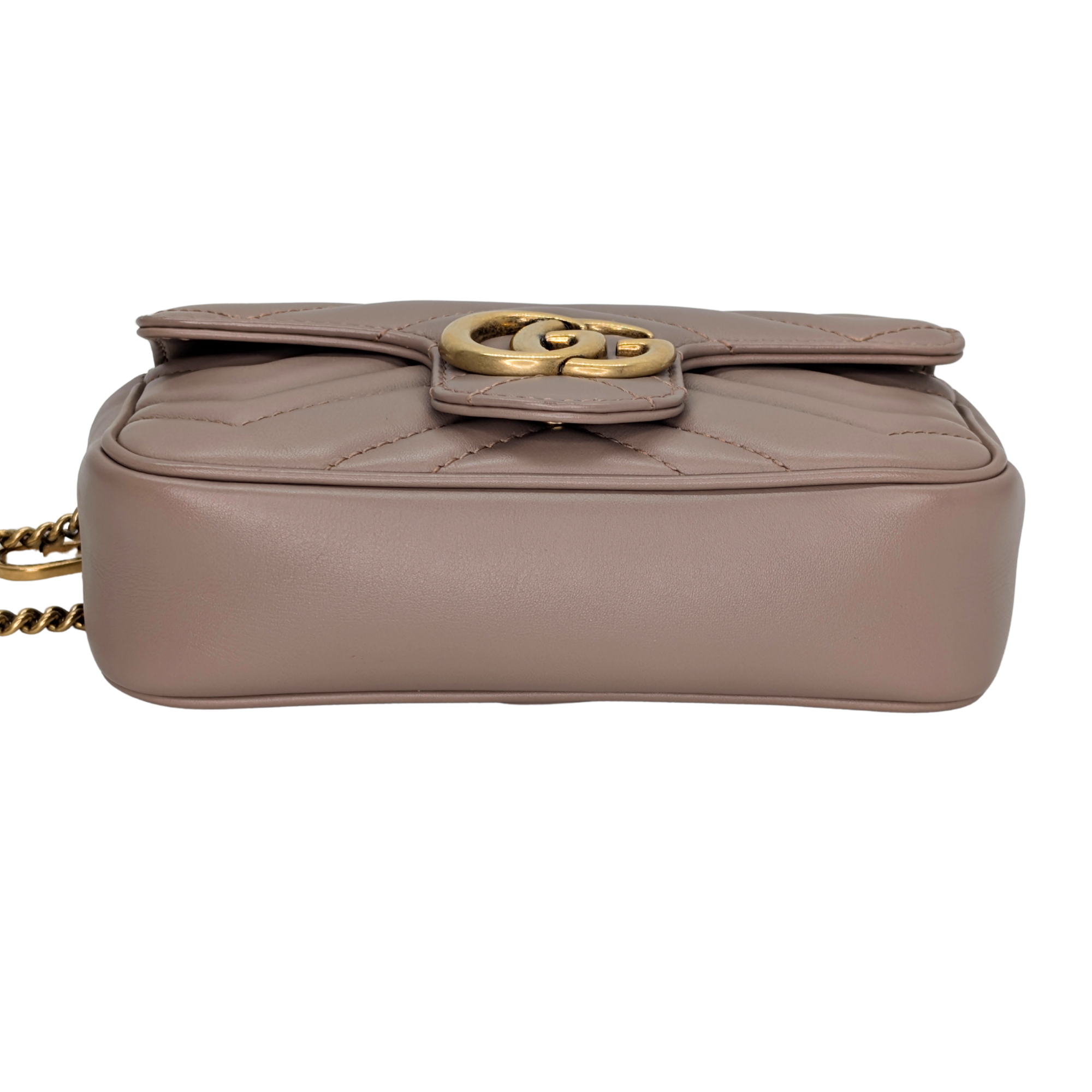 Gucci GG Marmont Super Mini Bag Beige