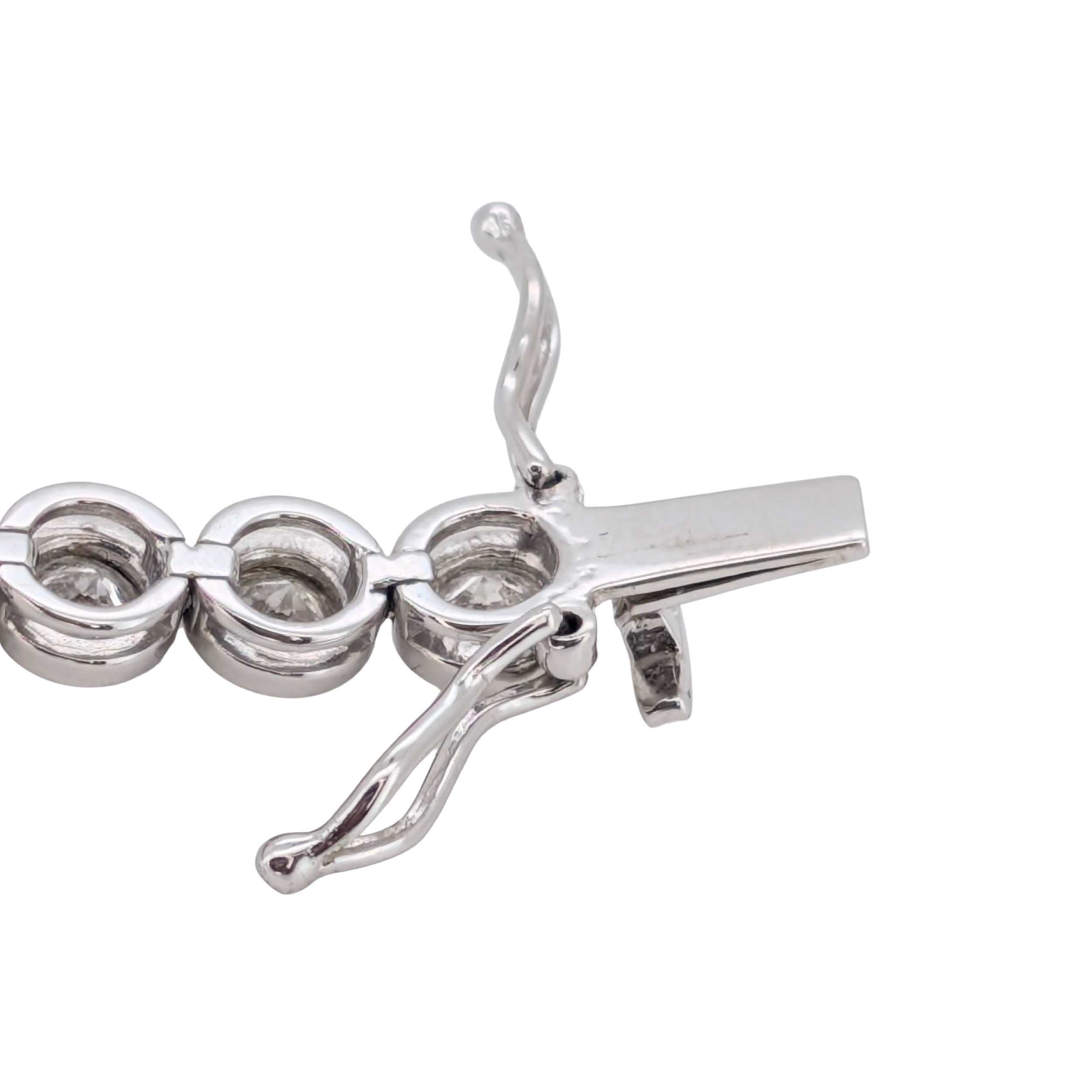 6.00Ct Natural Round Brilliant Diamond Tennis Bracelet In 18ct White Gold