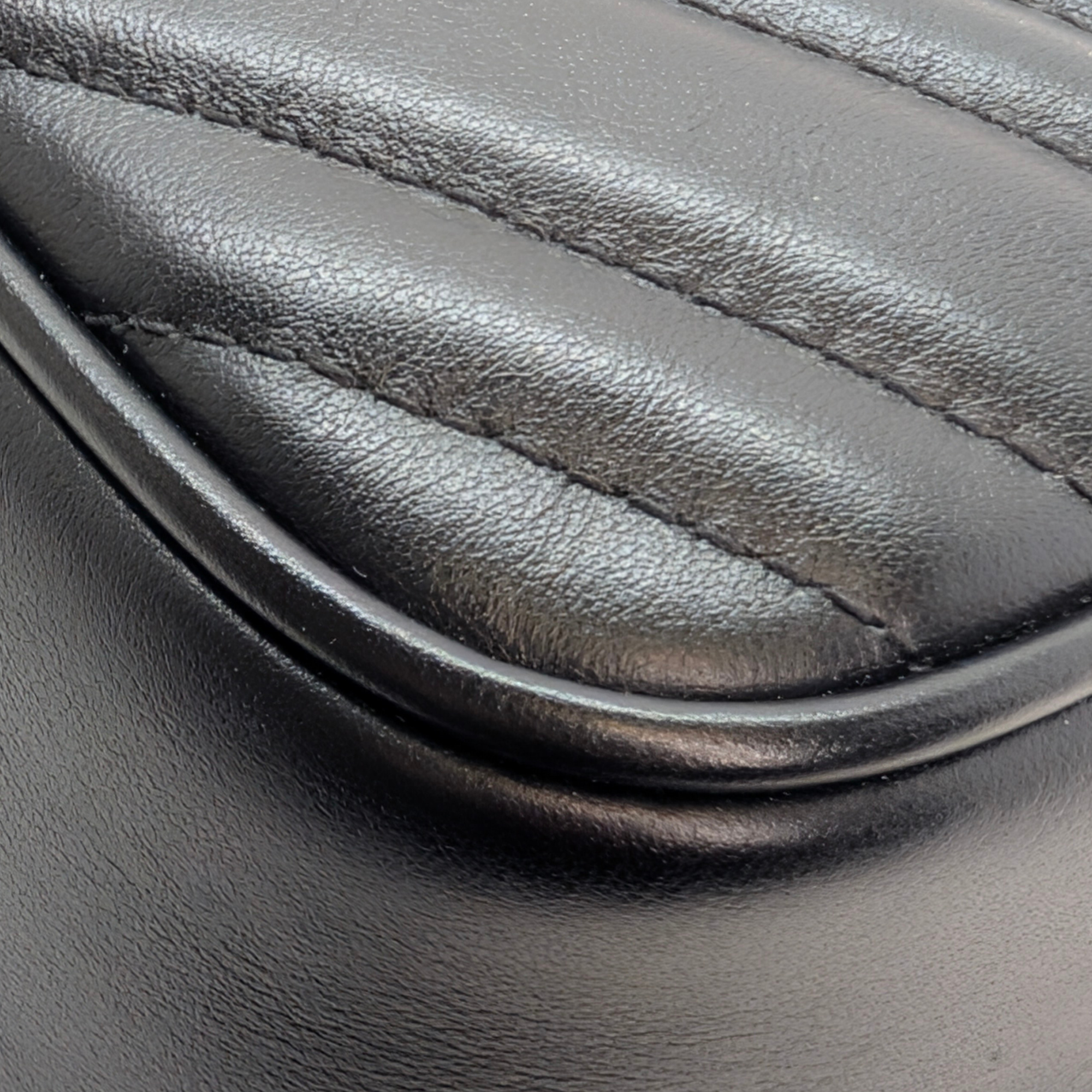 Gucci GG Marmont Small Shoulder Bag Black