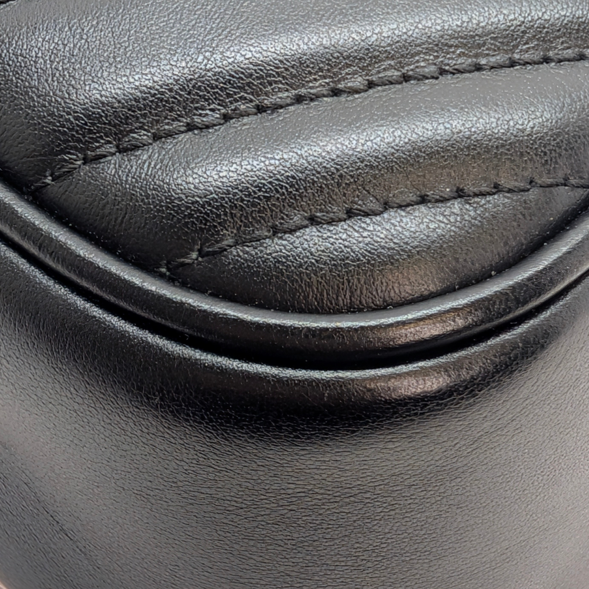 Gucci GG Marmont Small Shoulder Bag Black