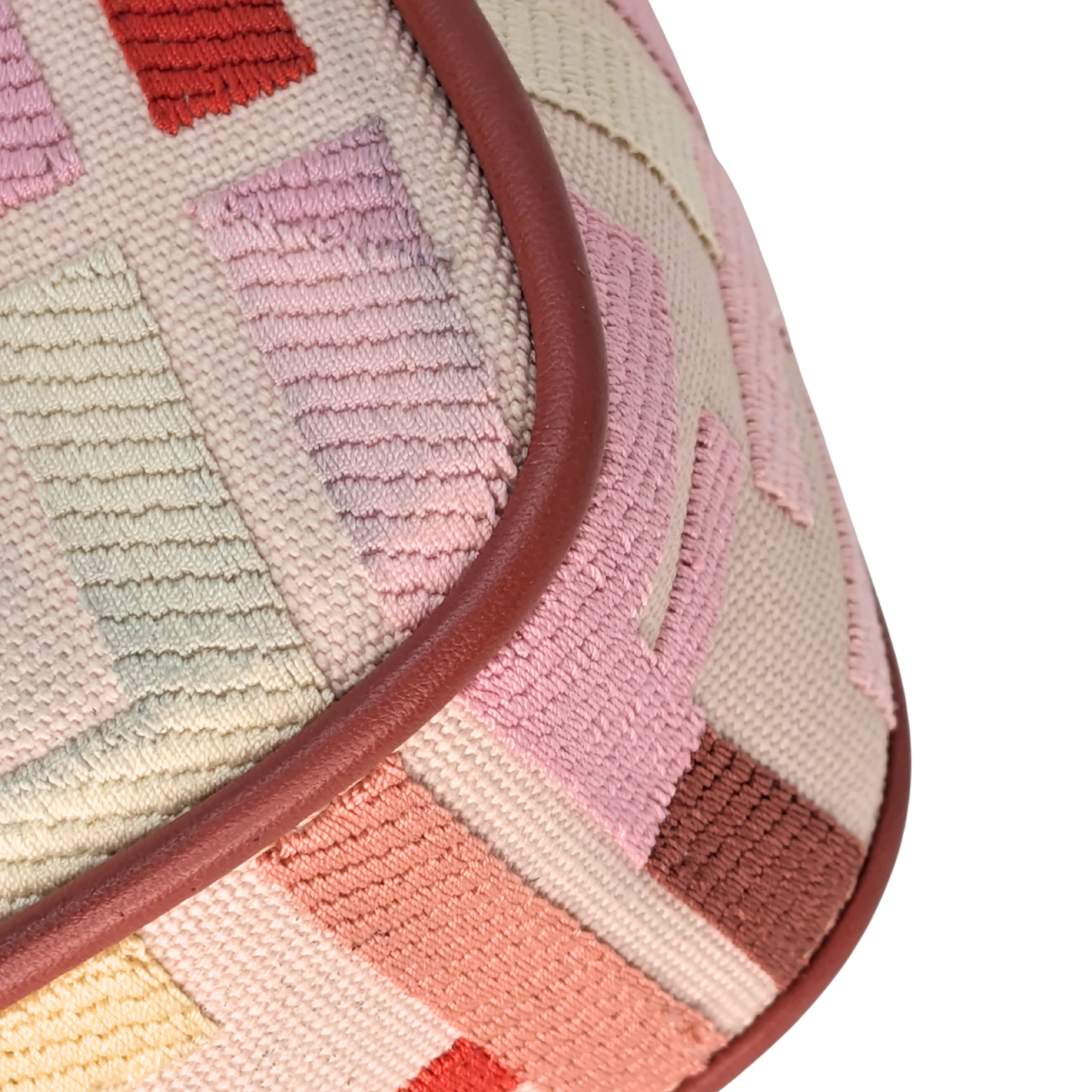 Fendi Baguette Canvas Vitello Medium FF Embroidered Rosa Quarzo Bag Multicolour