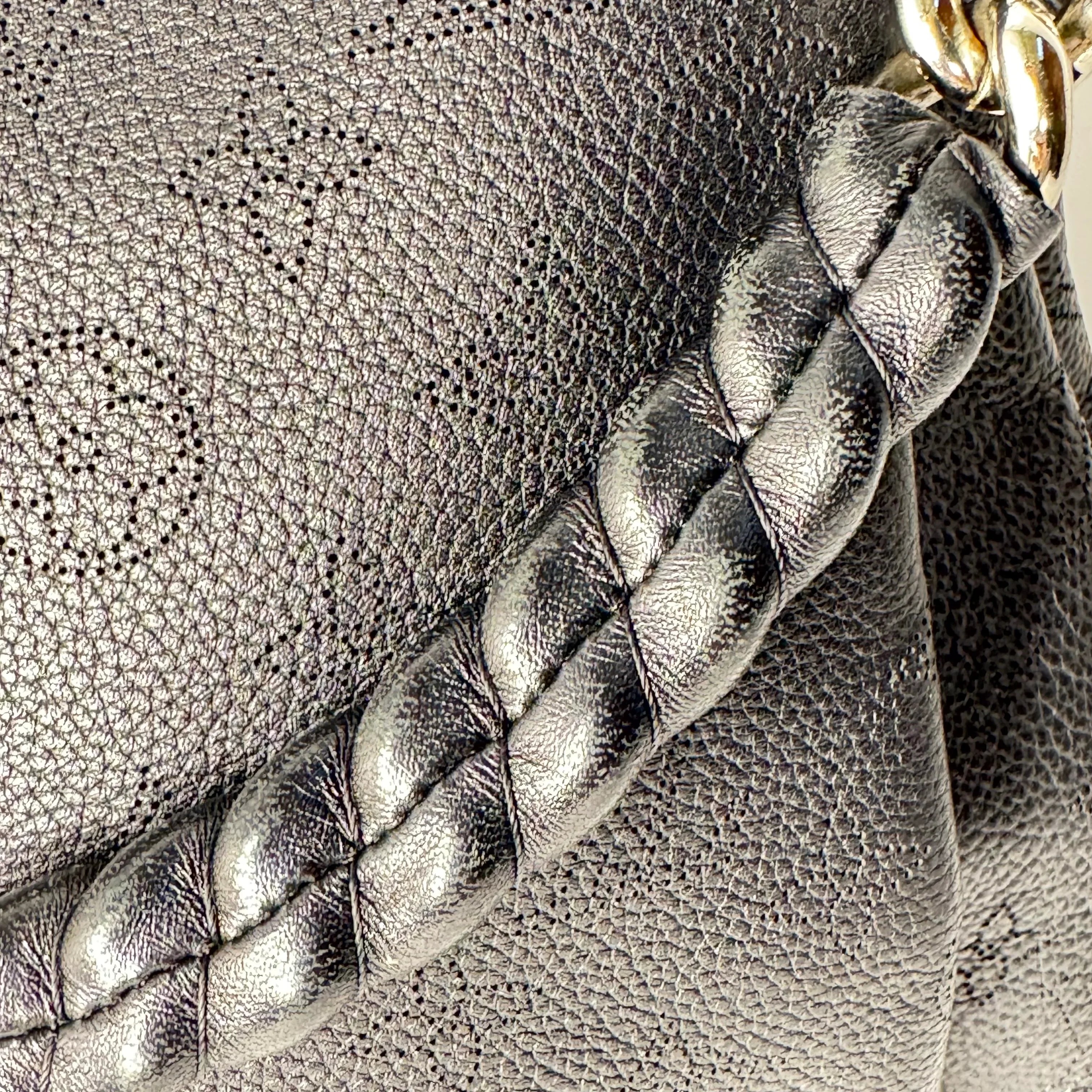 Louis Vuitton Mahina Babylone Chain BB – Black Bag - Lost Designer