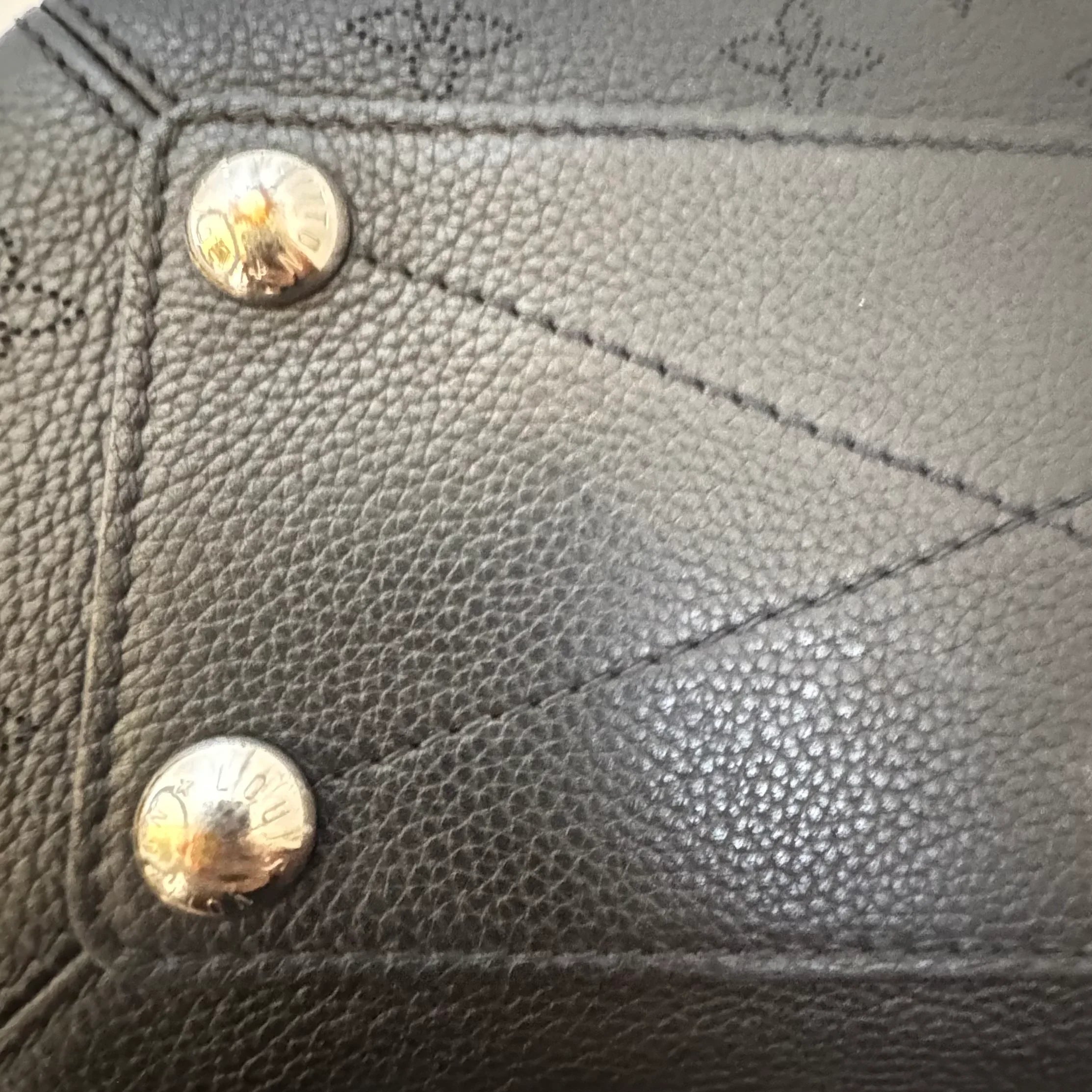 Louis Vuitton Mahina Babylone Chain BB – Black Bag - Lost Designer