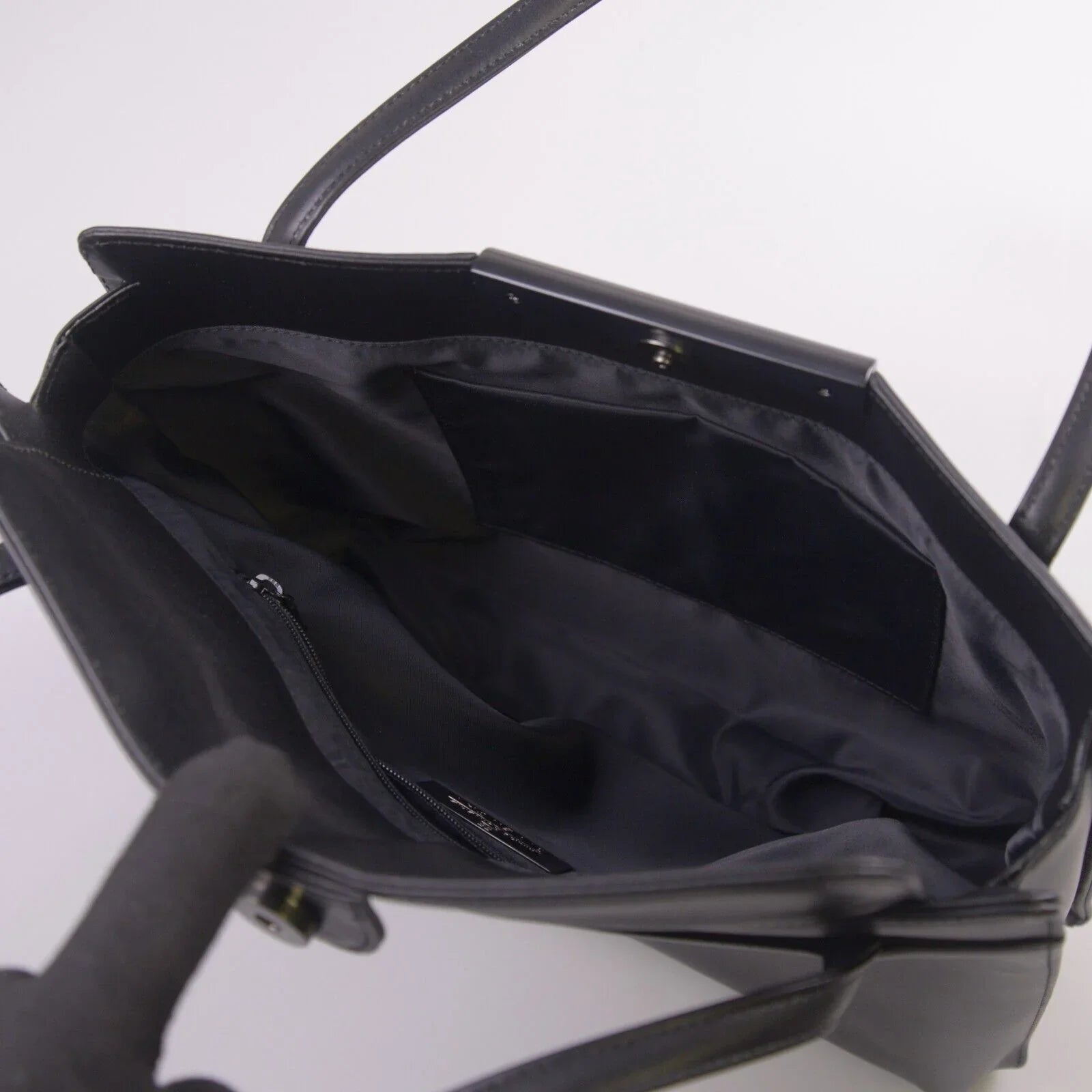 Givenchy Shoulder Bag Leather Black - Lost Designer