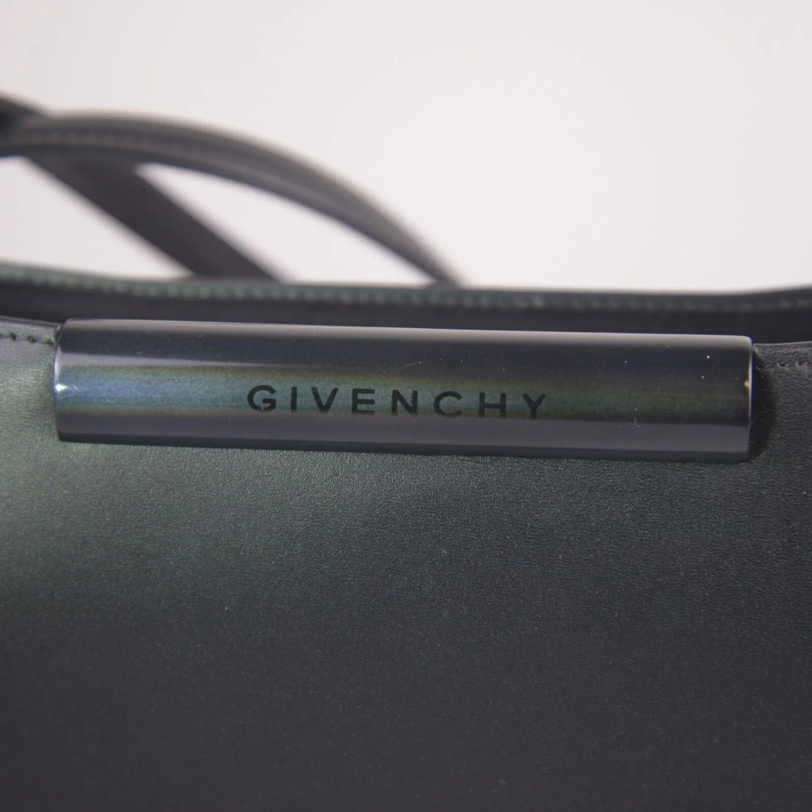 Givenchy Shoulder Bag Leather Black - Lost Designer