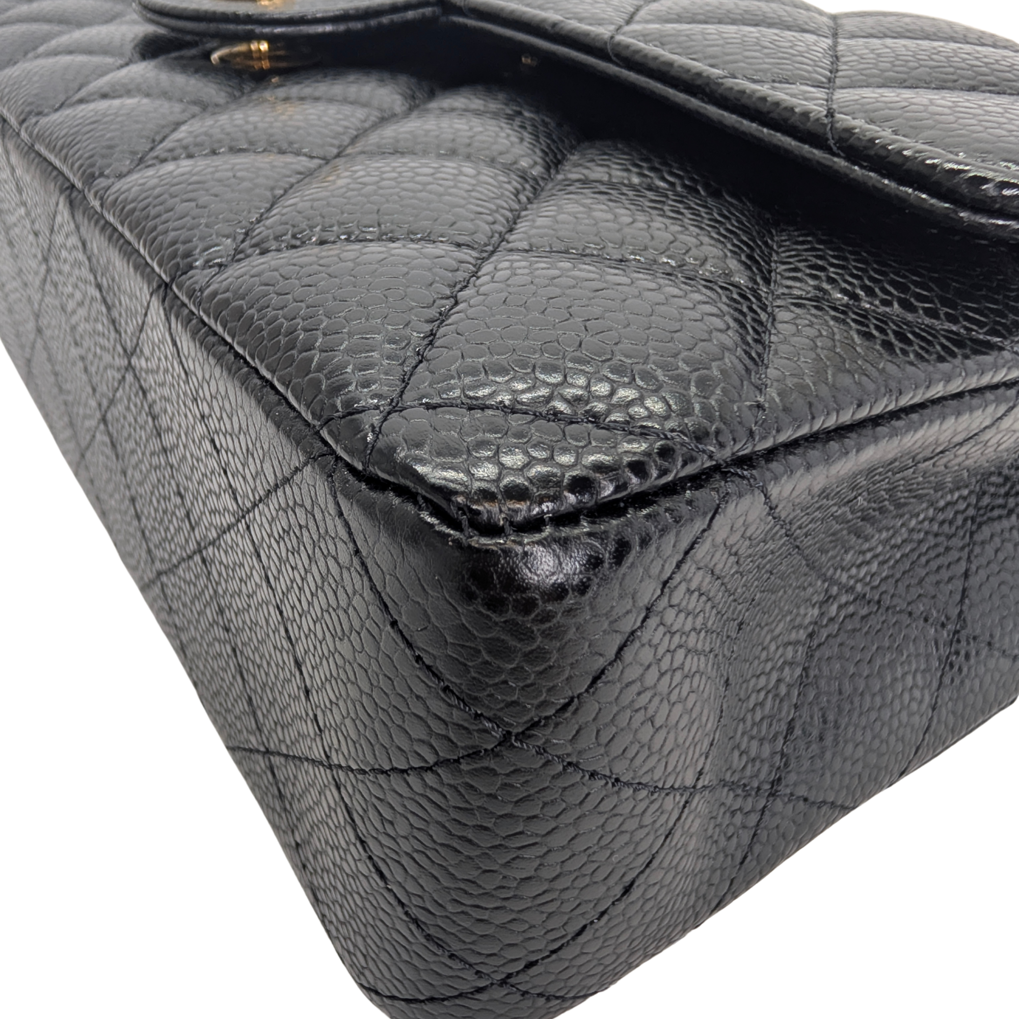 Chanel Classic Flap Bag Caviar Leather Medium Black (Microchip)