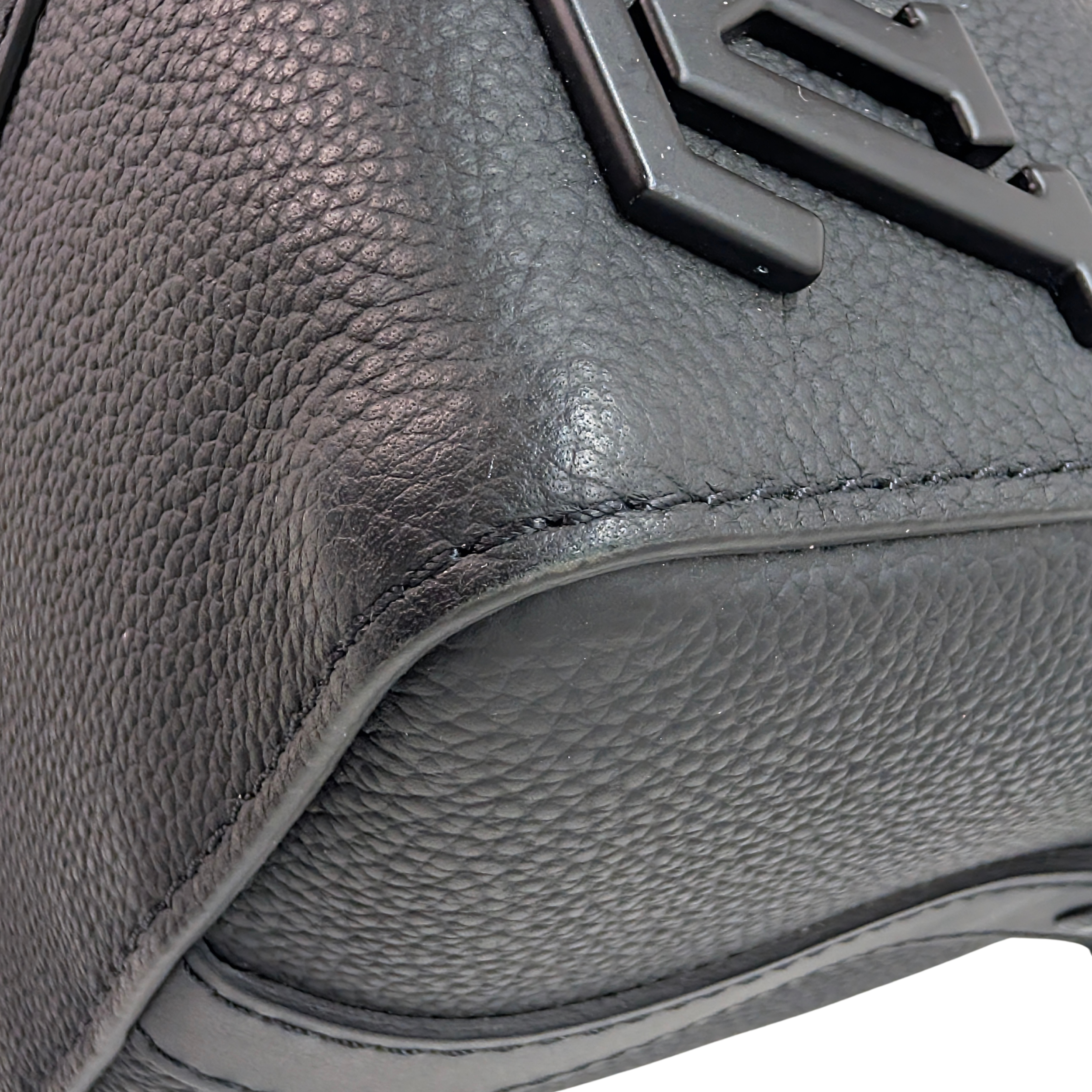Louis Vuitton Aerogram City Keepall Grained Leather Black