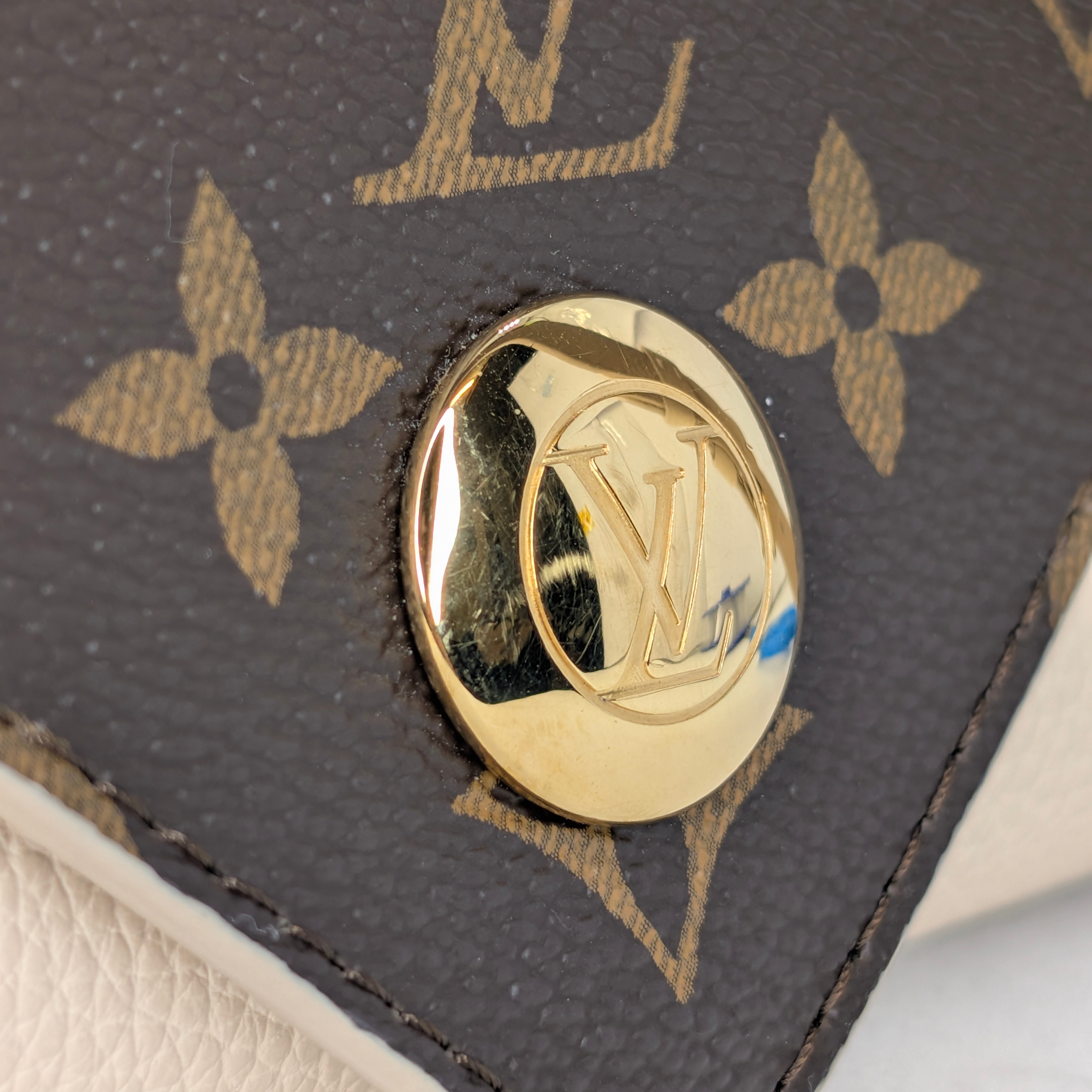 Louis Vuitton Double V Leather Bag Monogram Beige