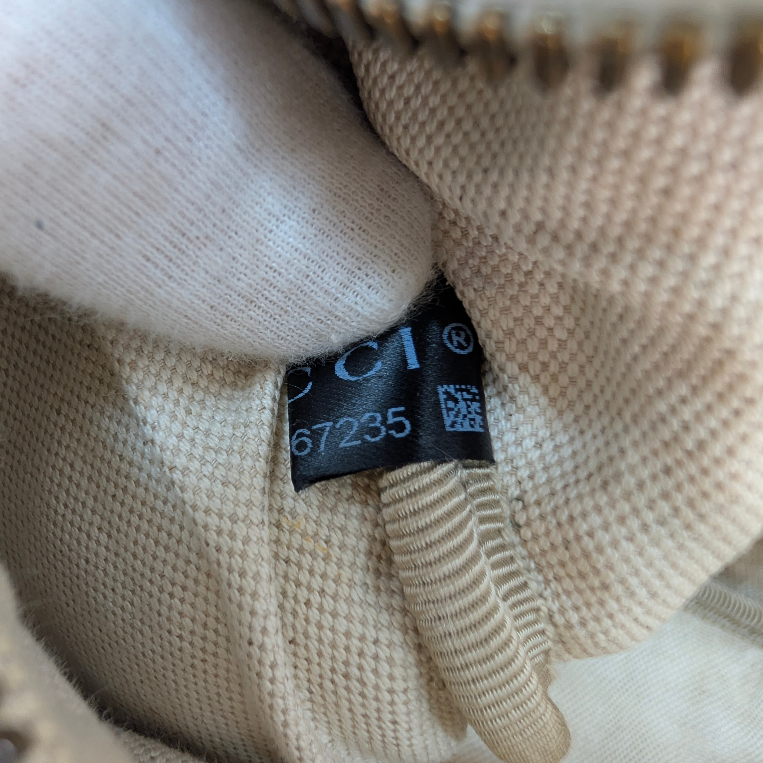 Gucci Grained Calfskin Logo Belt Bum Bag Beige