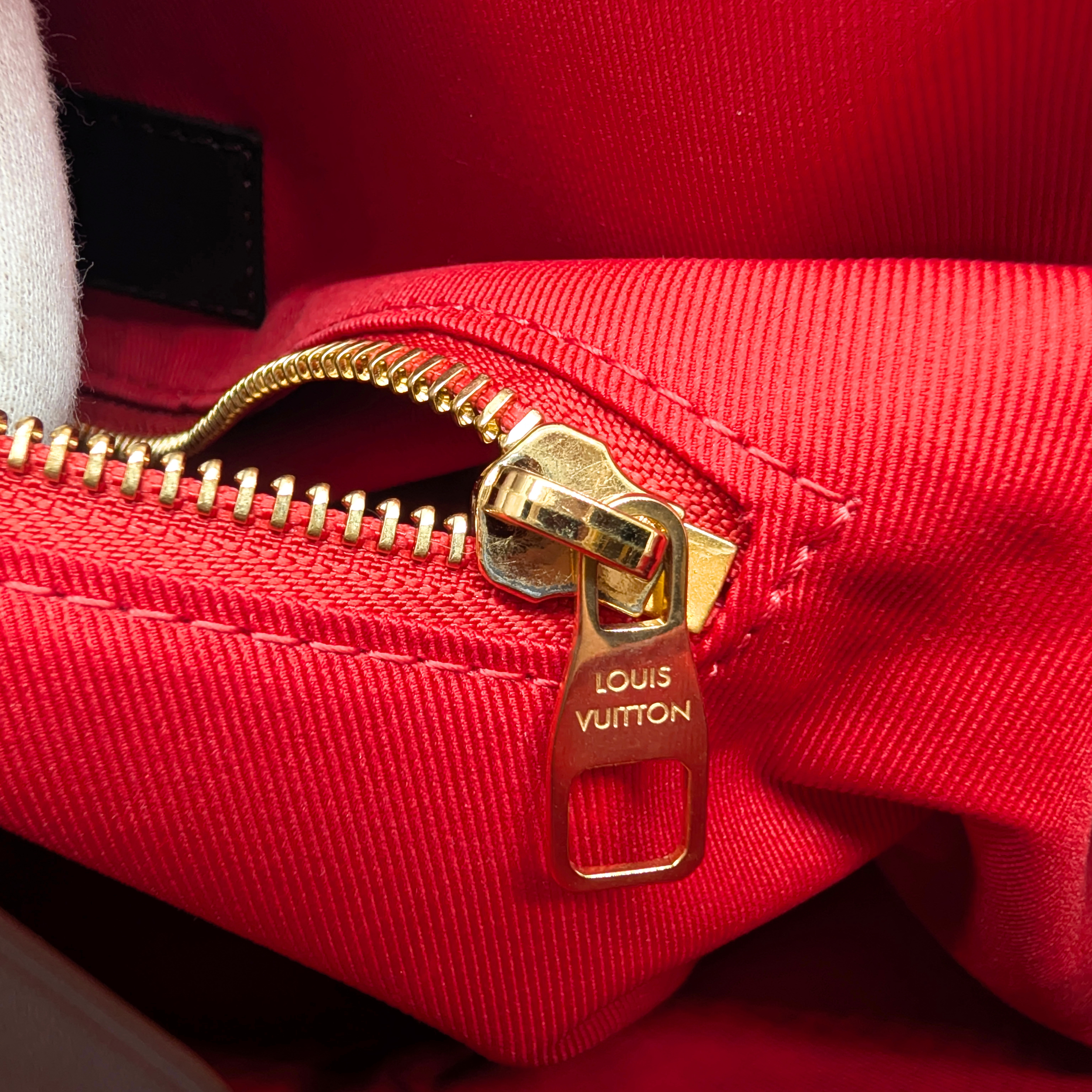 Louis Vuitton Graceful PM Bag Damier Ebene