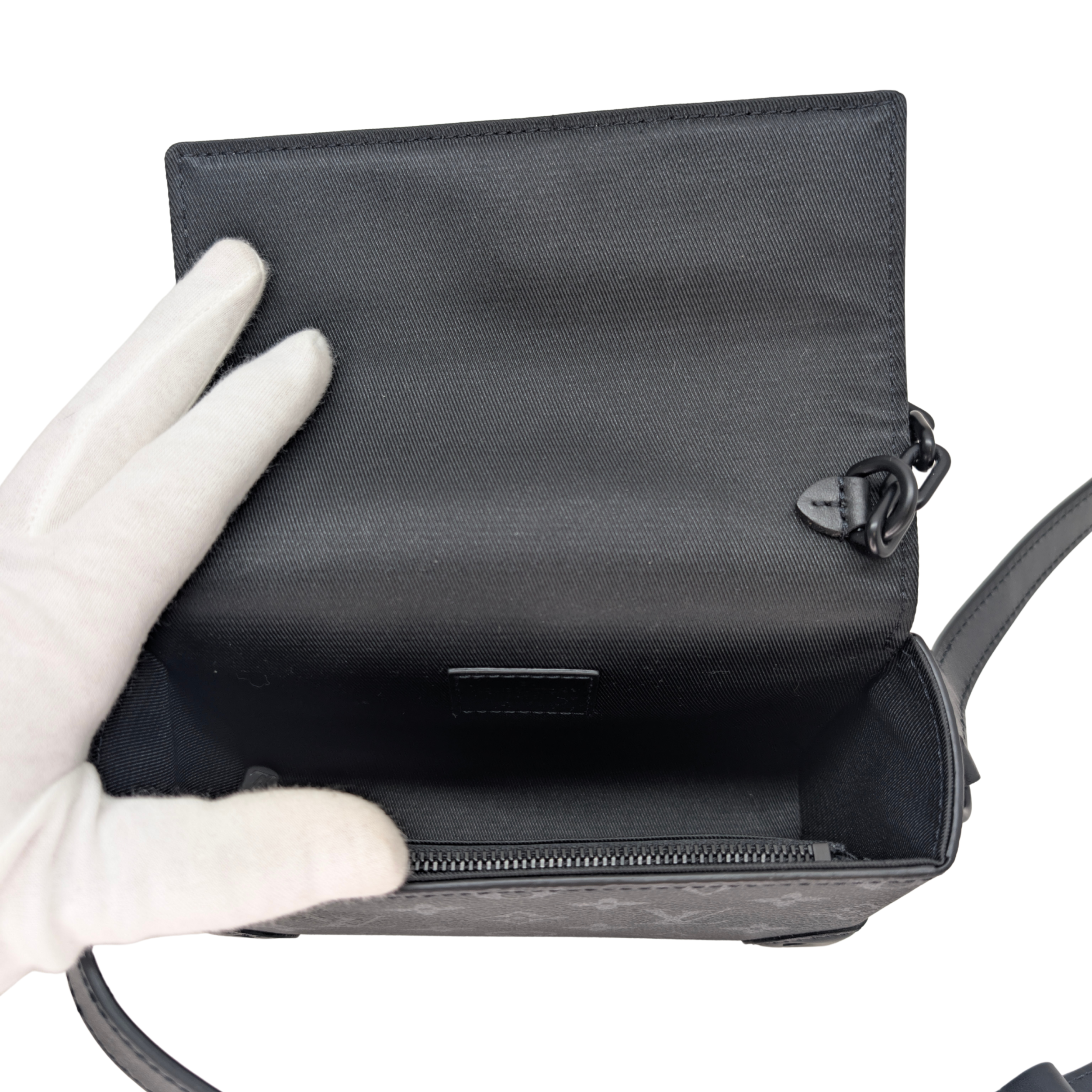 Louis Vuitton Steamer Wearable Wallet in Monogram Eclipse