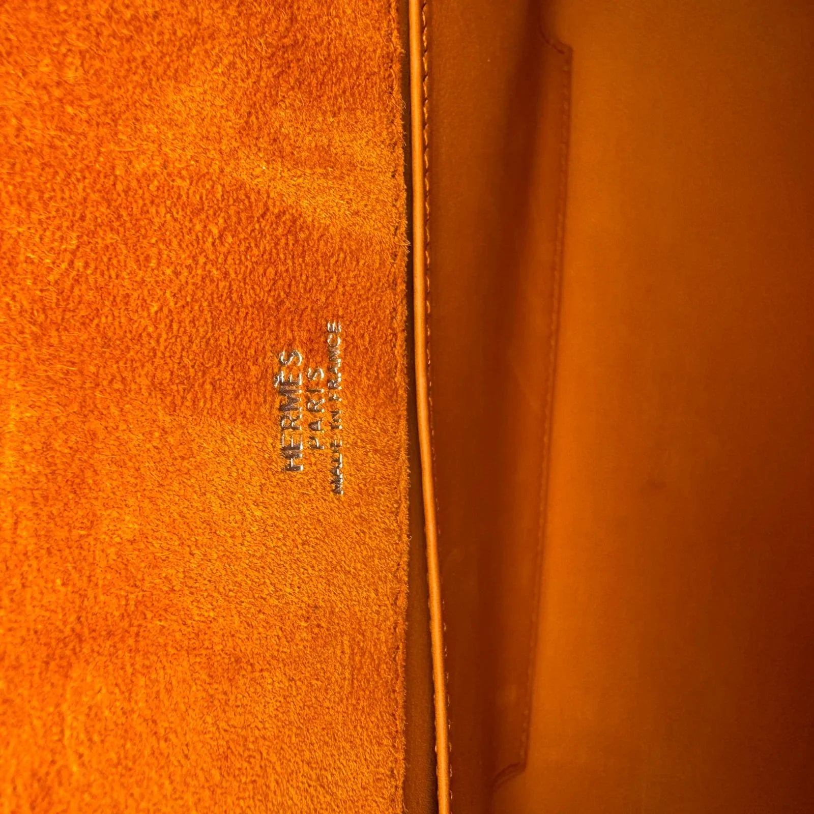 Hermès Kelly Pochette Orange H Veau Doblis Suede PWH ☐ I Stamp - Lost Designer