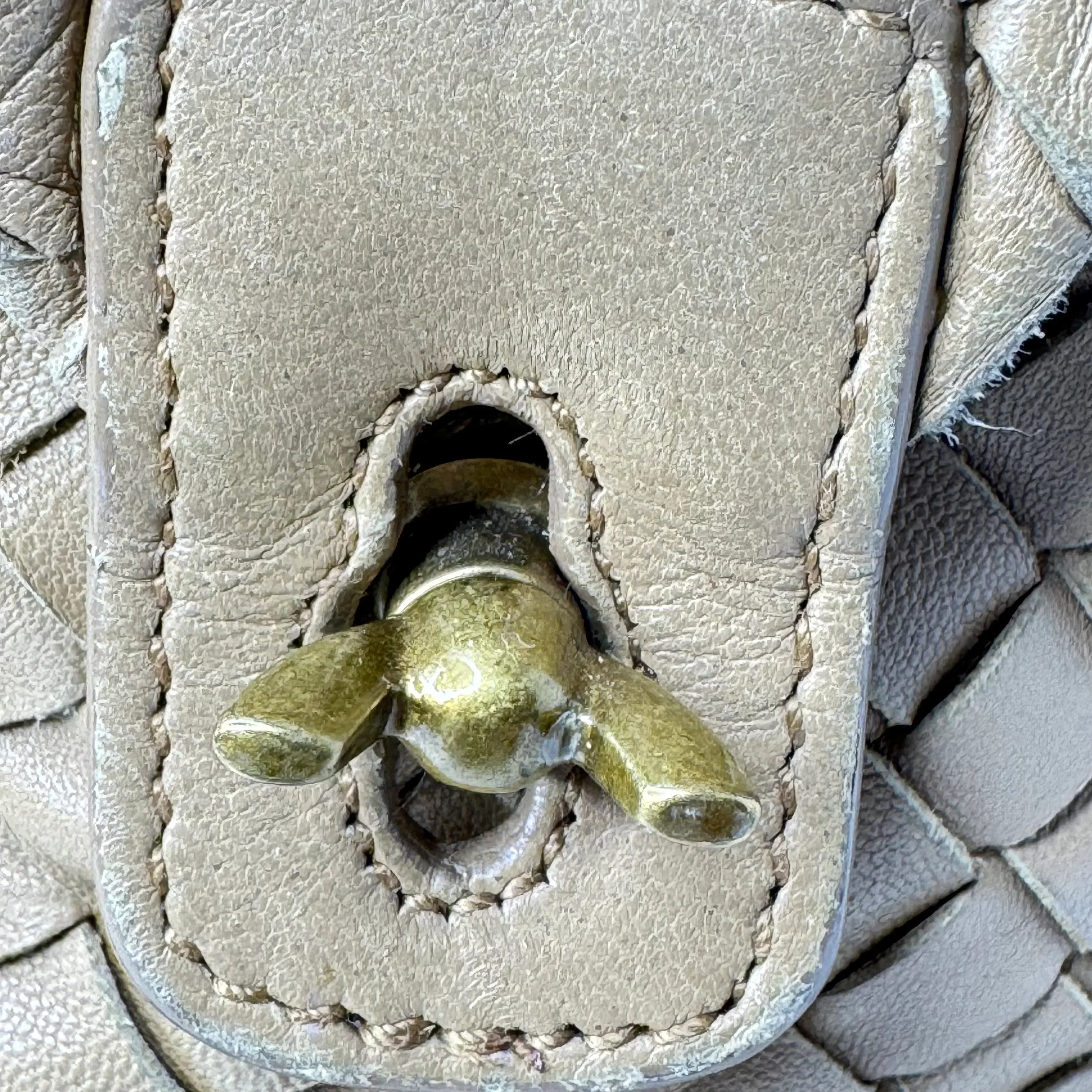 Bottega Veneta Nappa Intrecciato Padlock Montaigne Moutarde Beige Bag - Lost Designer