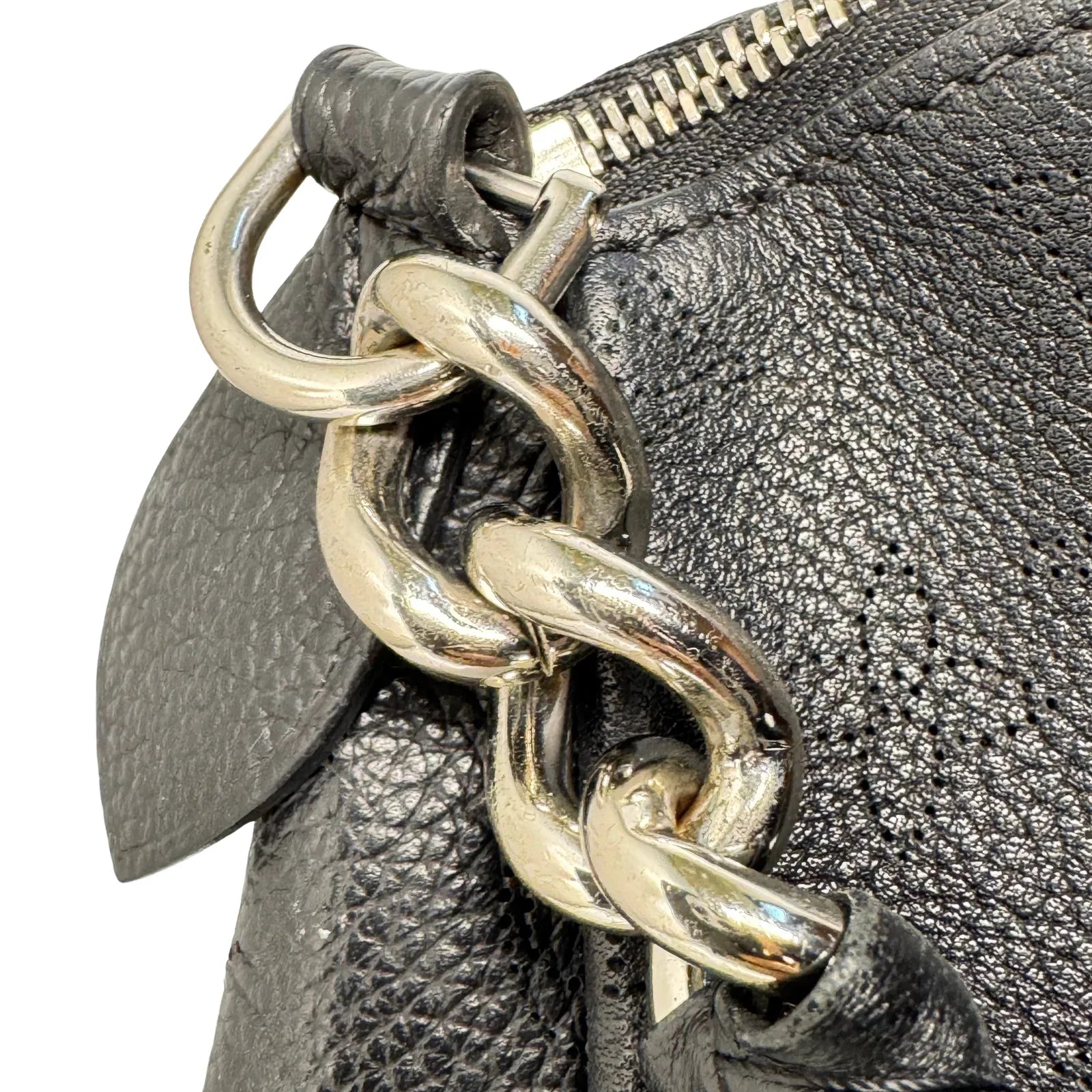 Louis Vuitton Mahina Babylone Chain BB – Black Bag - Lost Designer
