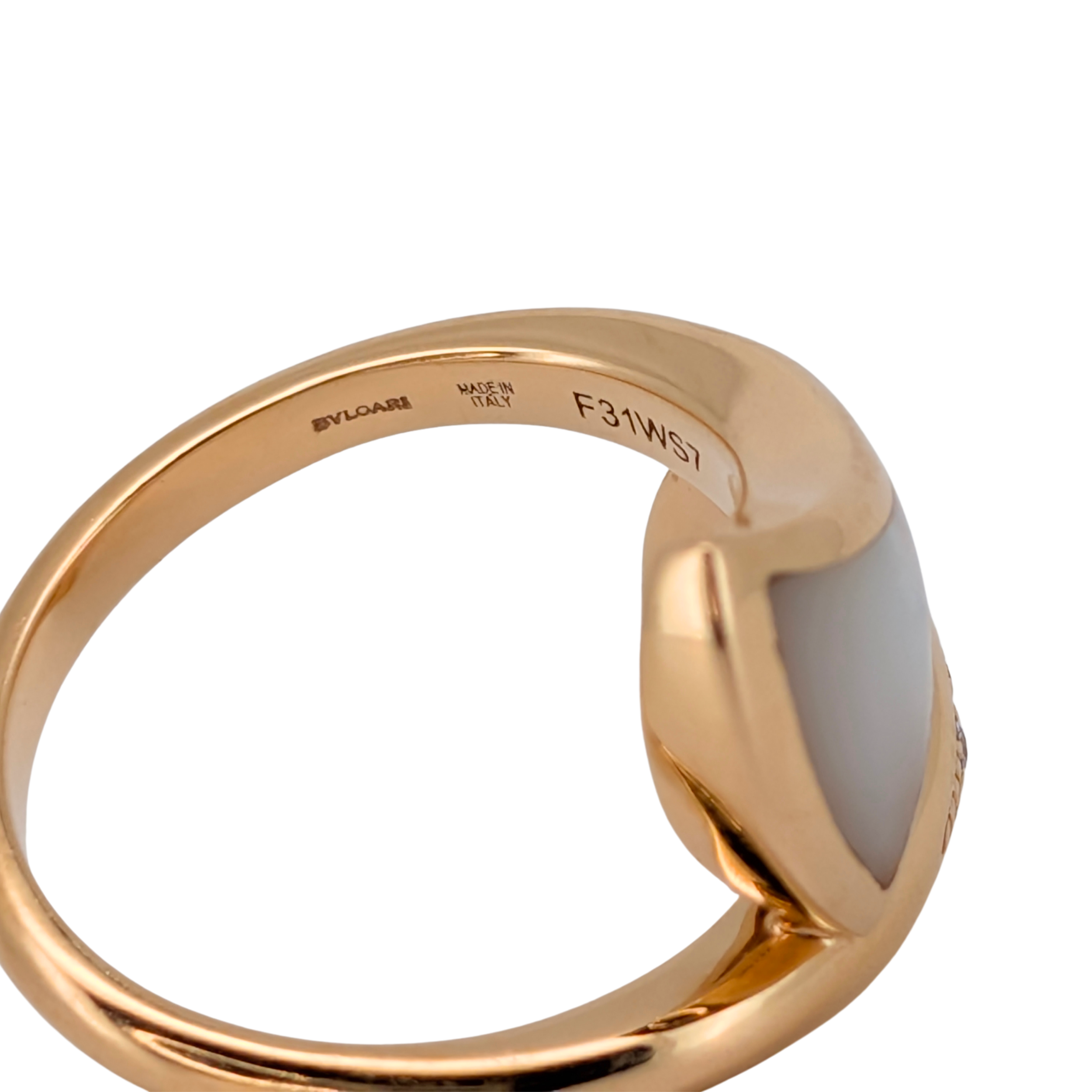 Bvlgari Divas’ Dream Large Model Ring 18K Rose Gold with Diamonds & Mother of Pearl