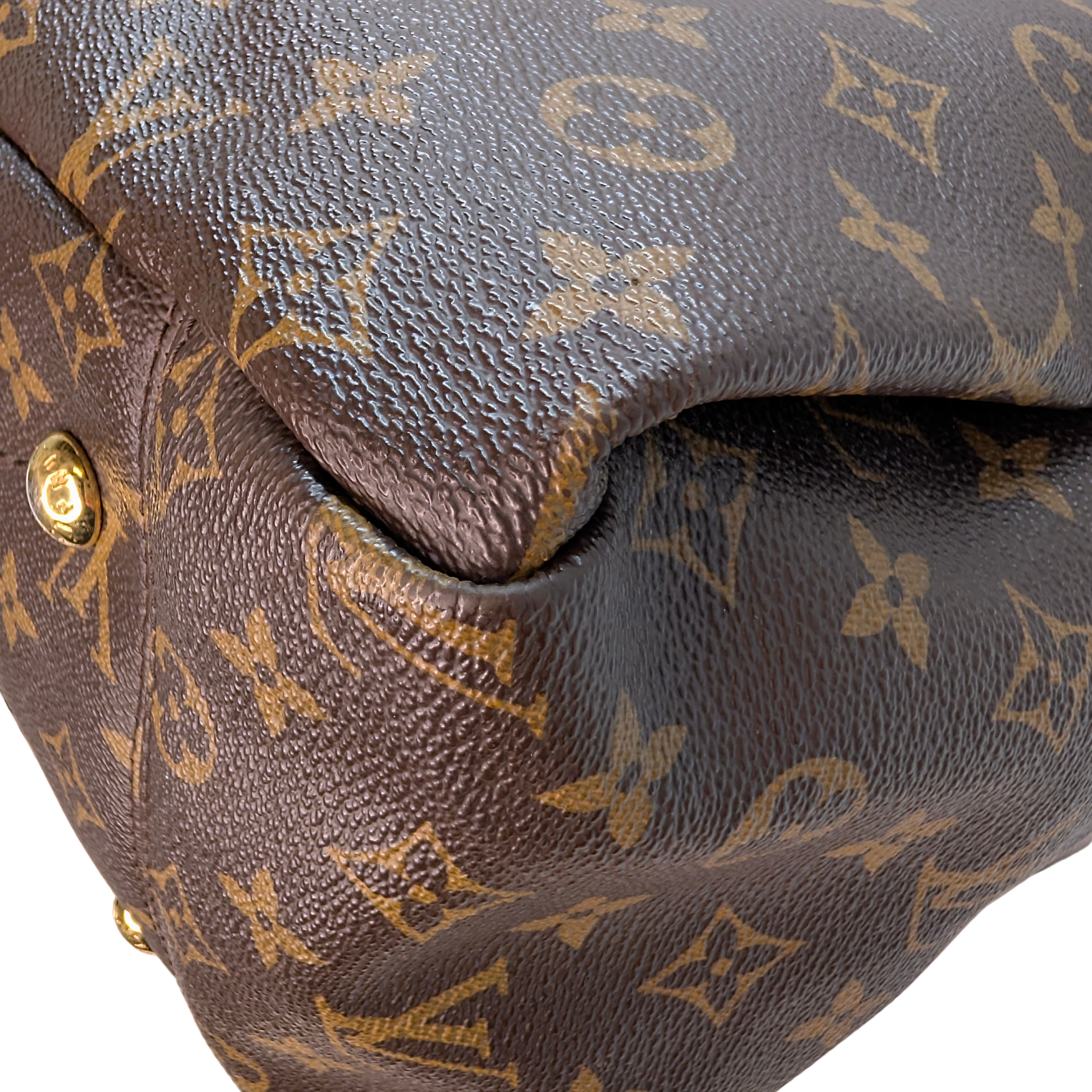 Louis Vuitton Artsy GM Monogram Shoulder Bag