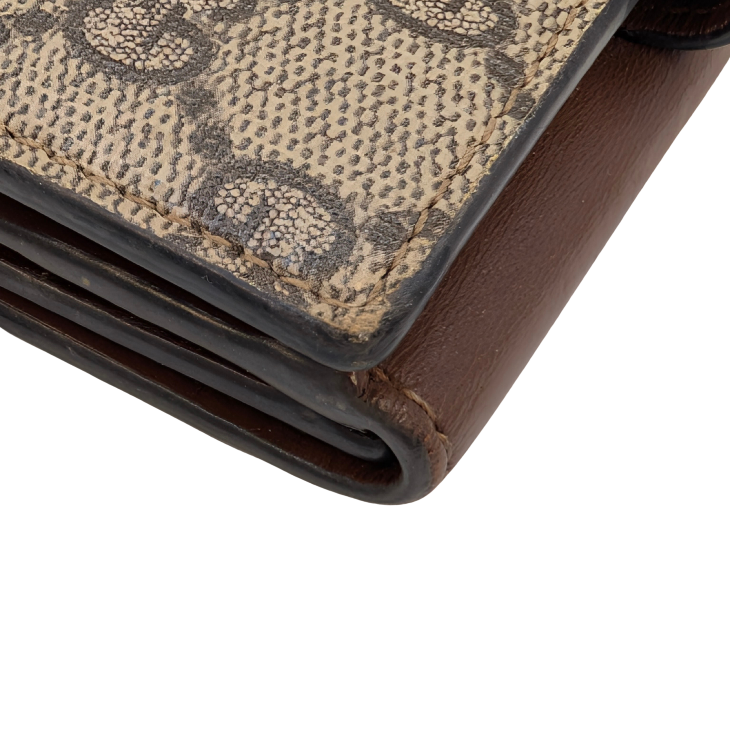 Gucci Trifold Wallet GG Supreme Brown