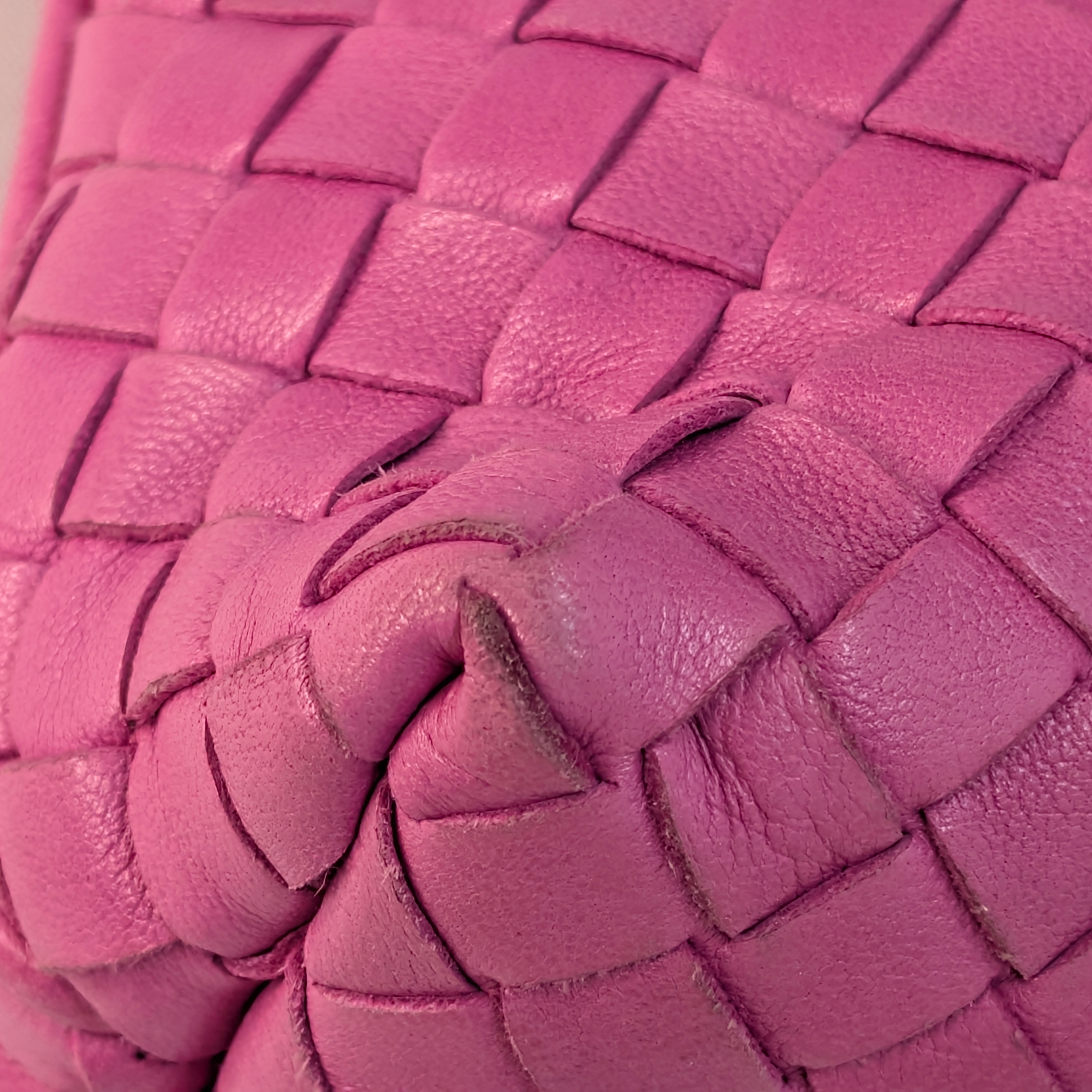 Bottega Veneta Pochette Intrecciato Pink