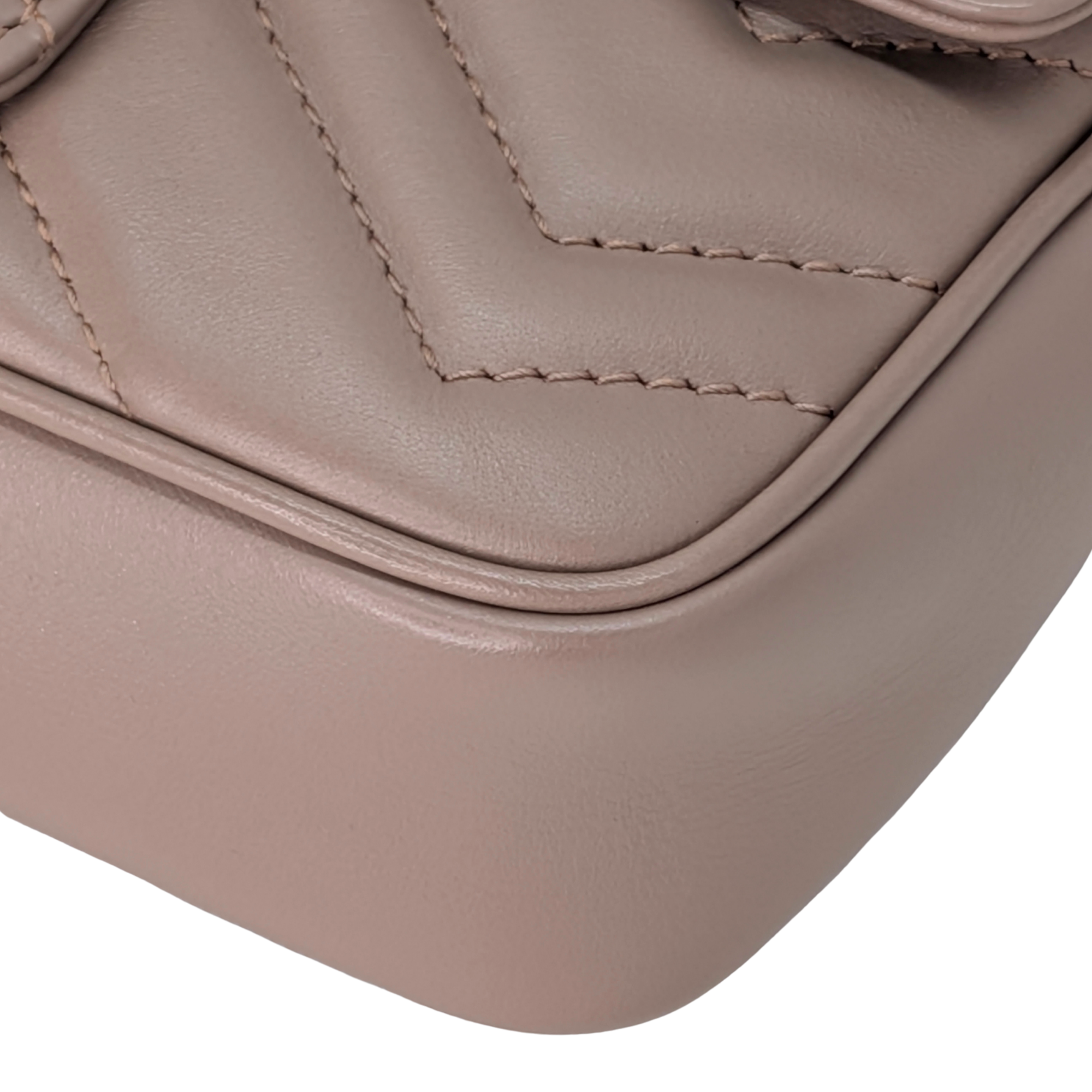 Gucci GG Marmont Super Mini Bag Beige